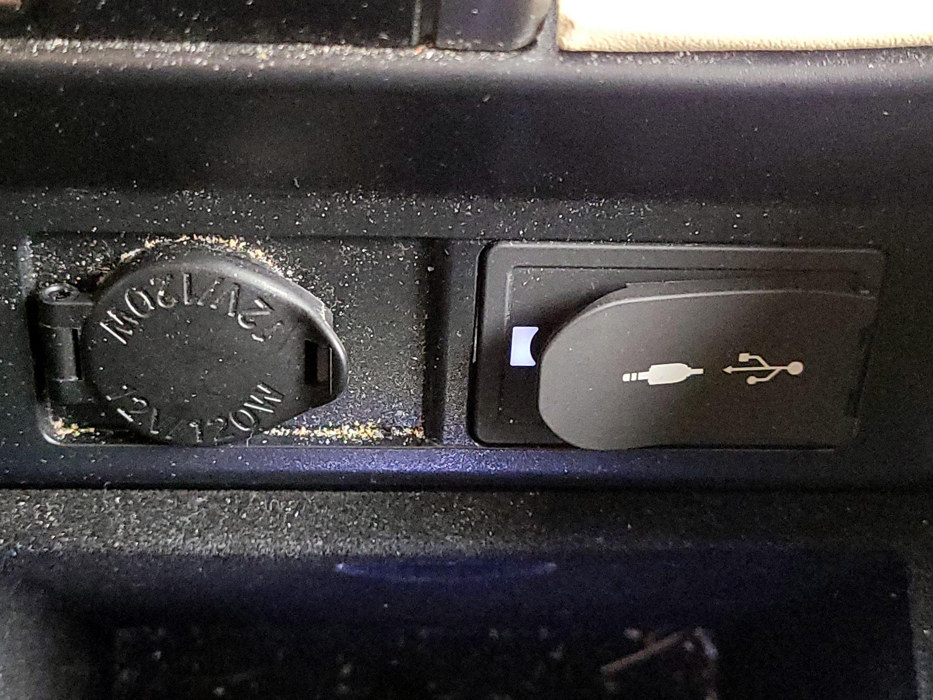 Thumbnail: 2016 Lexus RX - 19