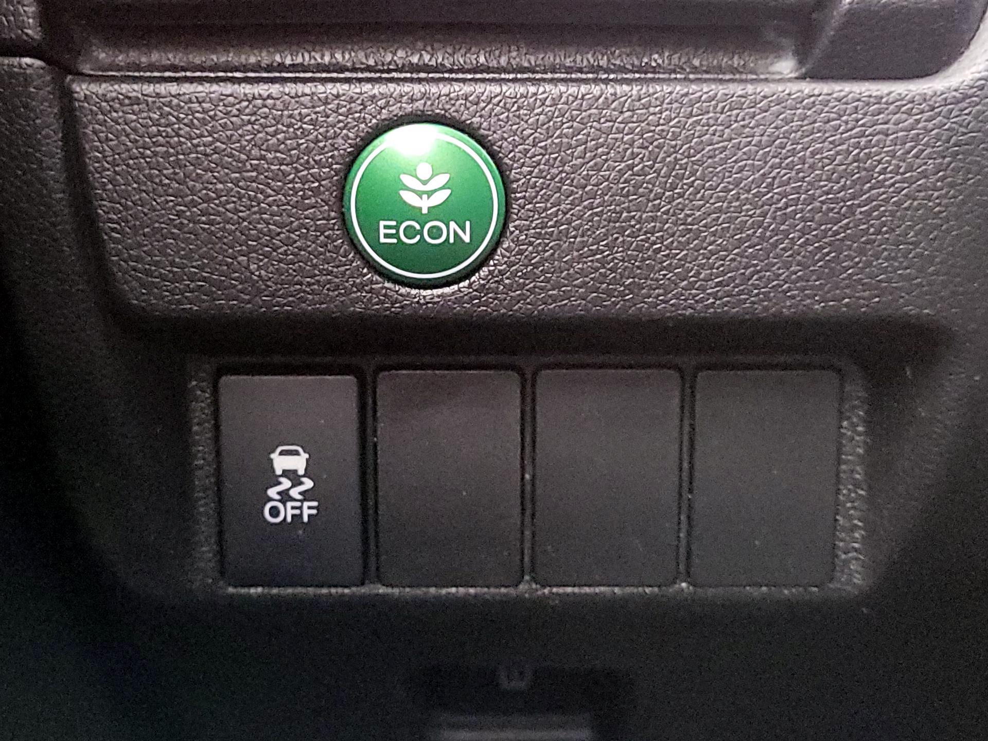 Thumbnail: 2016 Honda Fit - 13