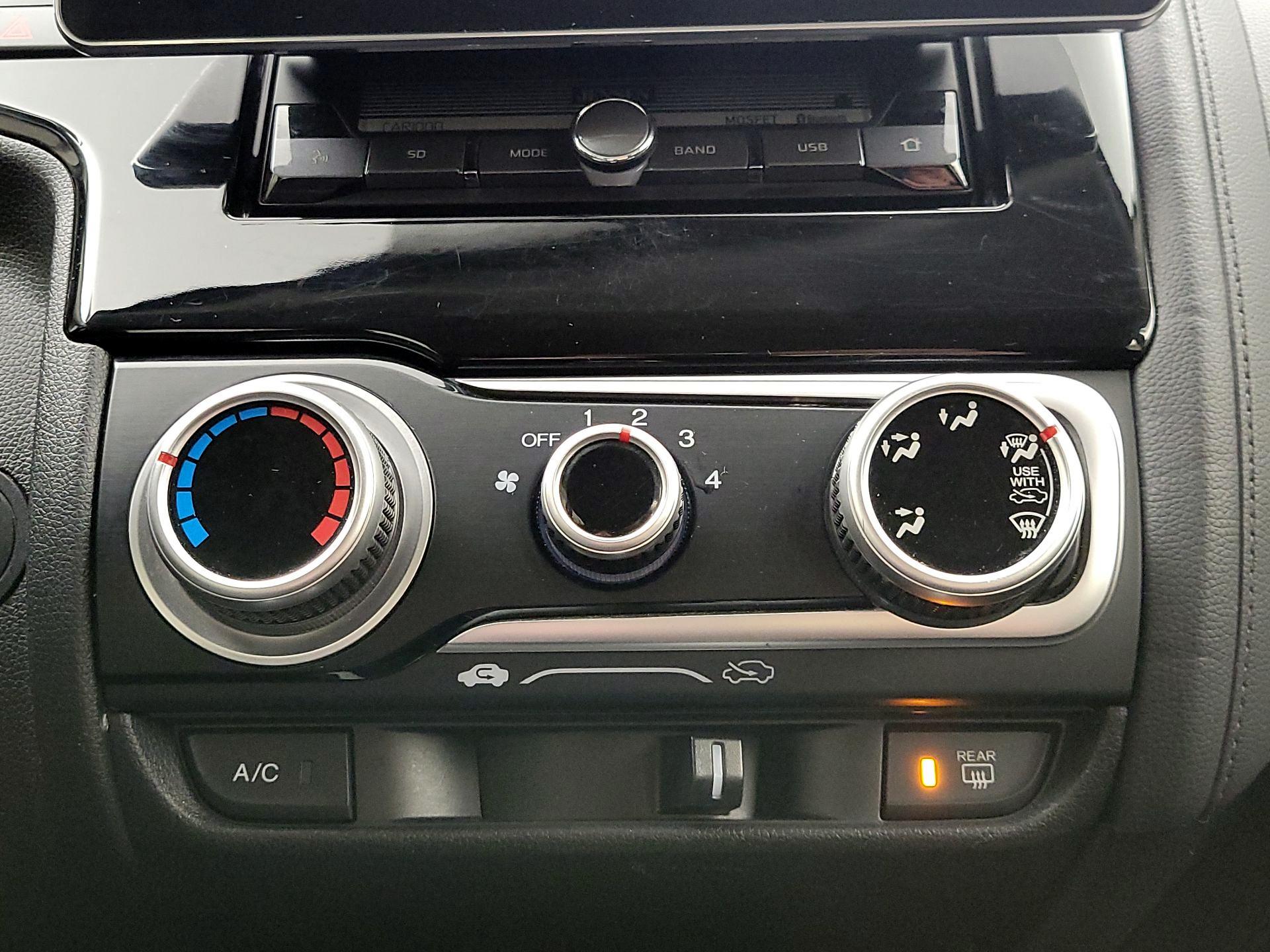 Thumbnail: 2016 Honda Fit - 16