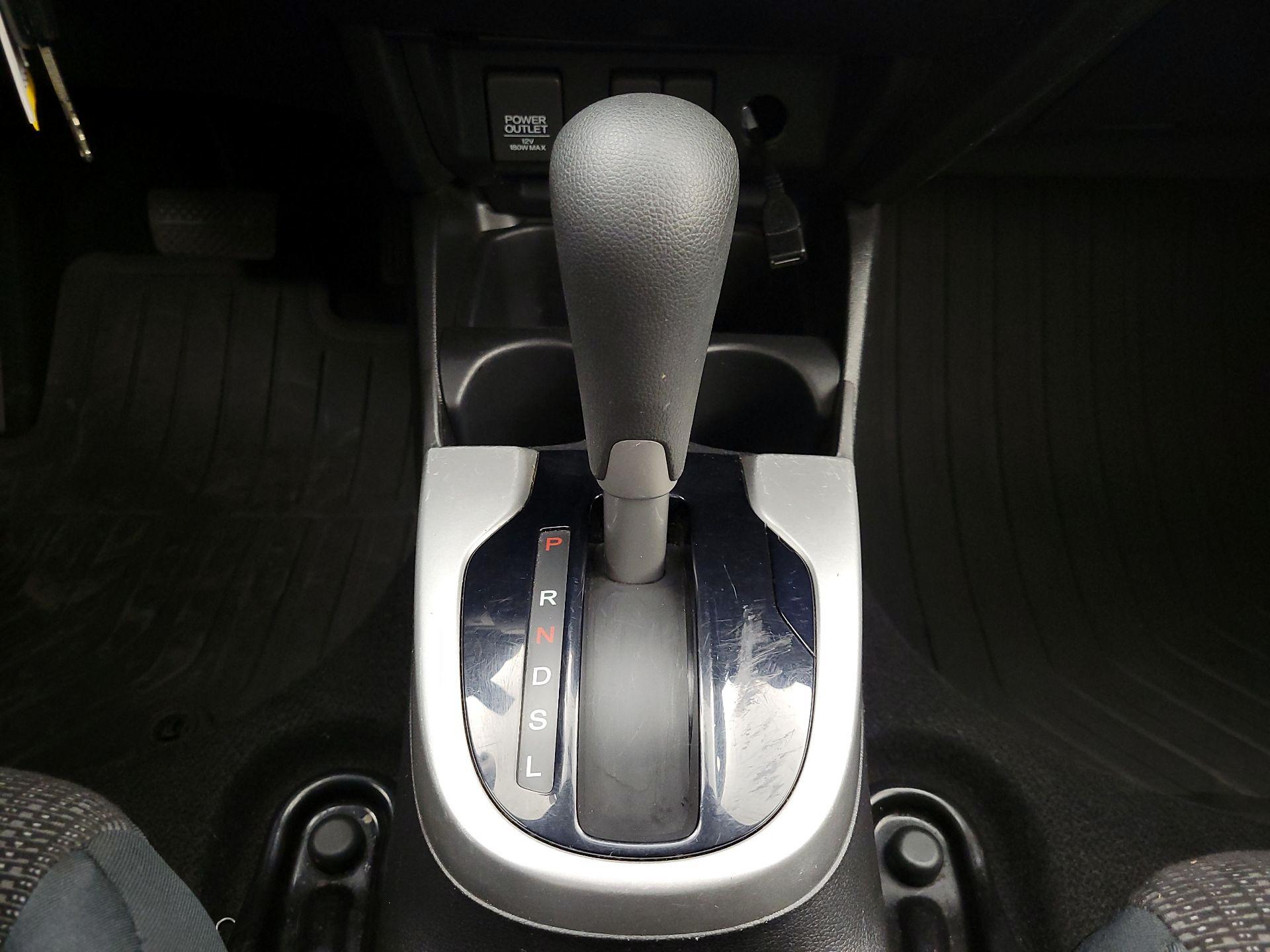 Thumbnail: 2016 Honda Fit - 17