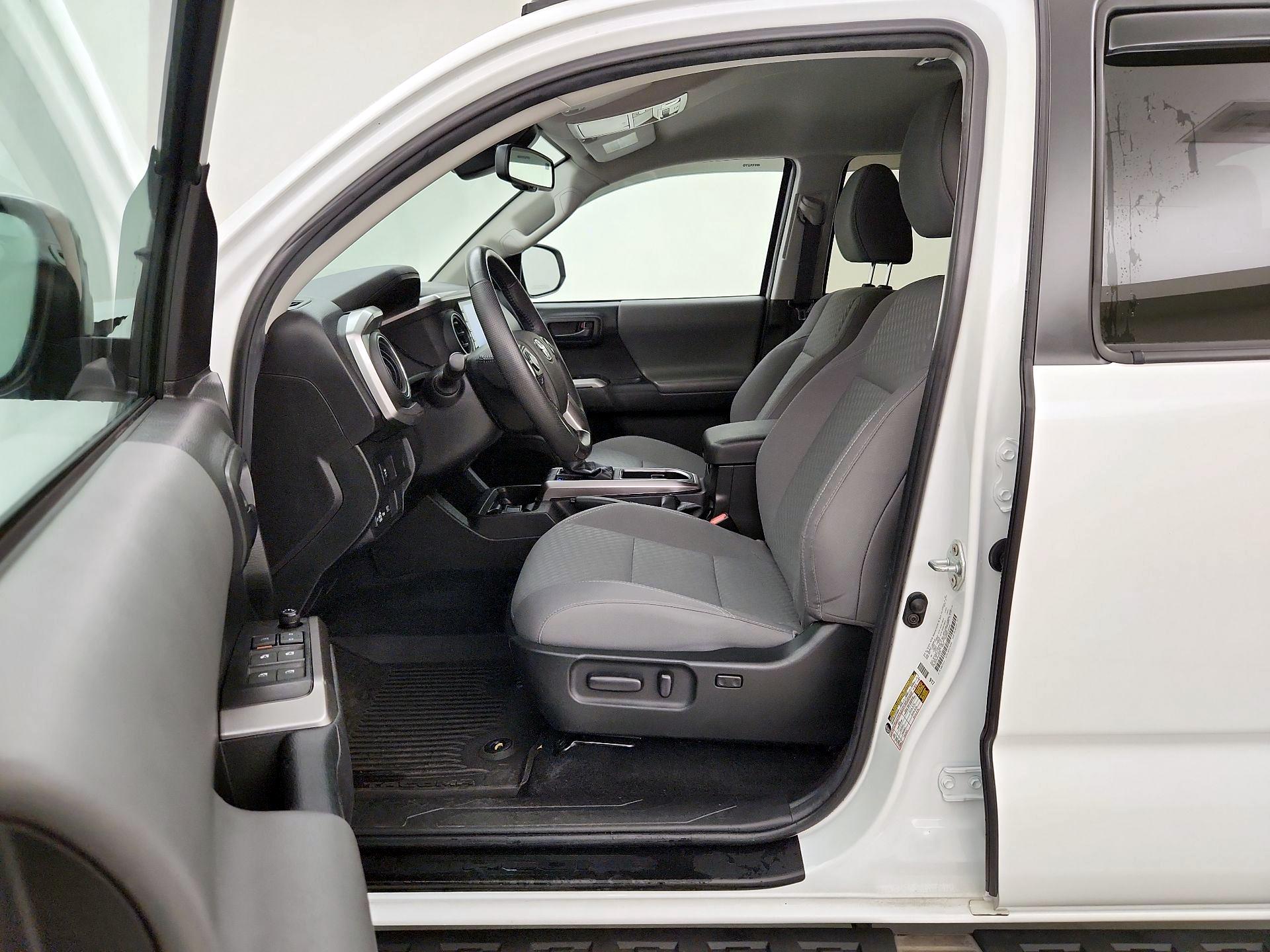 Thumbnail: 2023 Toyota Tacoma - 11