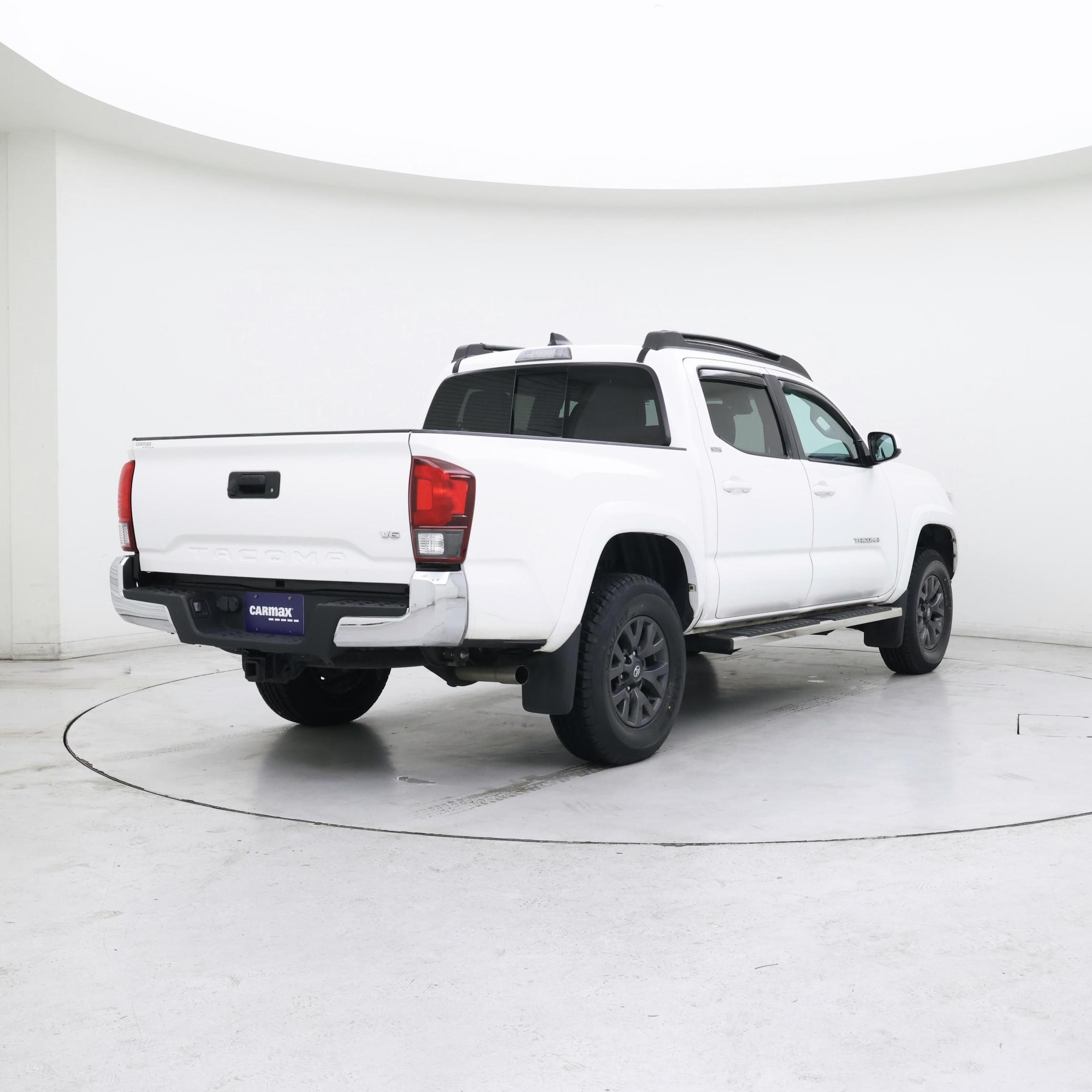 Thumbnail: 2023 Toyota Tacoma - 8