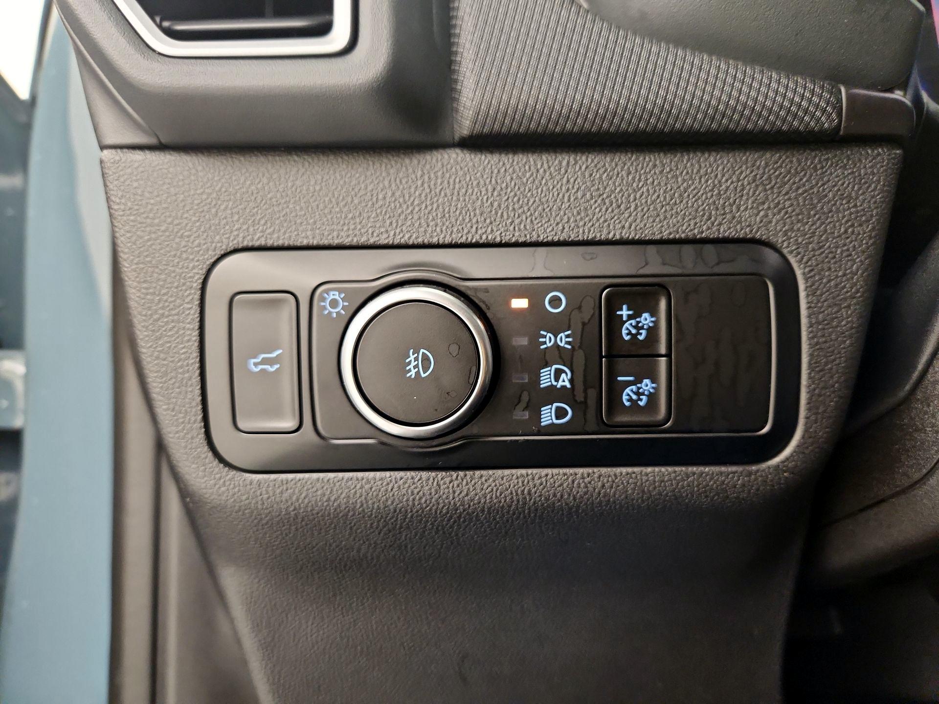 Thumbnail: 2023 Ford Bronco Sport - 13