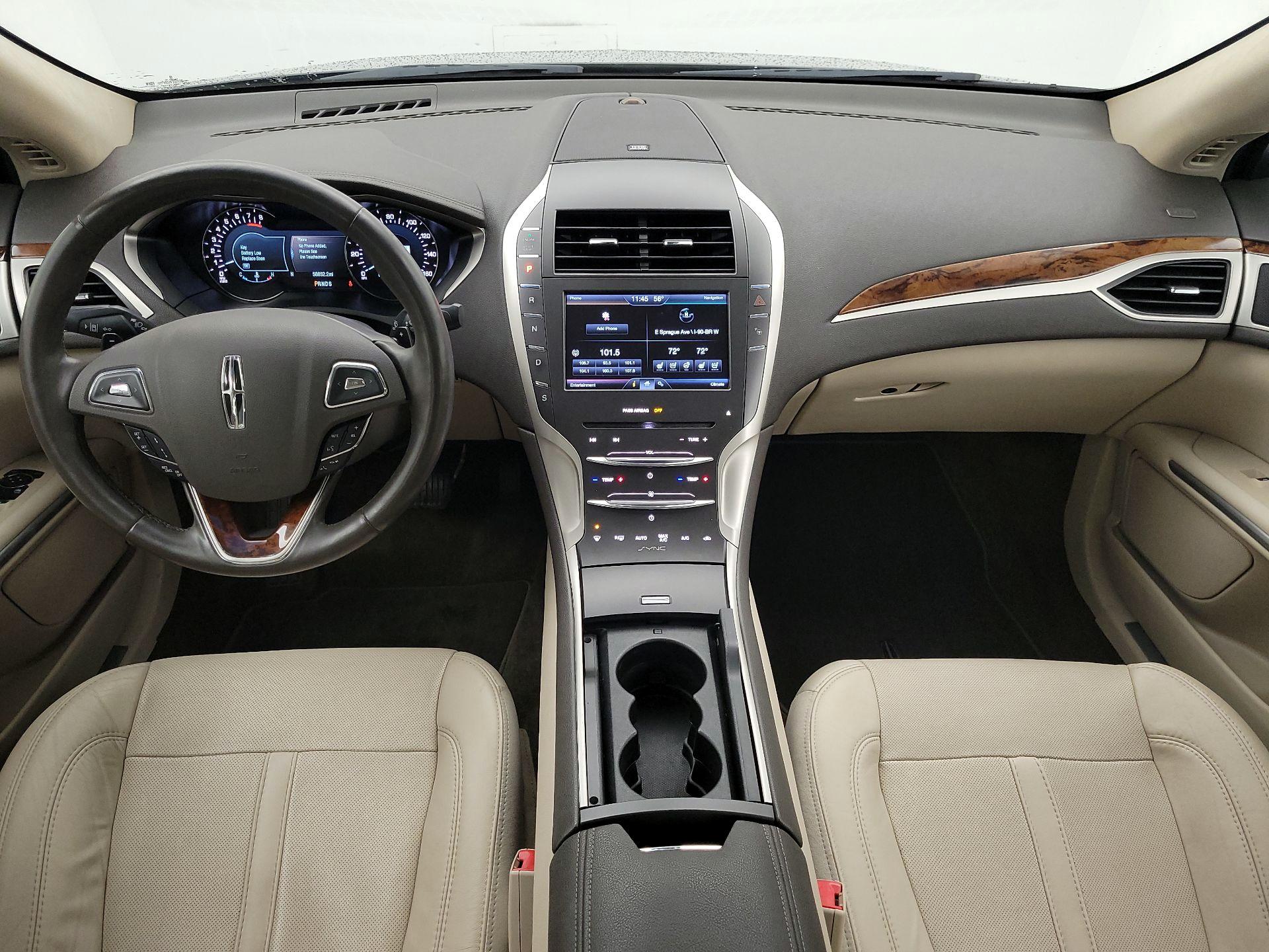 Thumbnail: 2016 Lincoln MKZ - 9