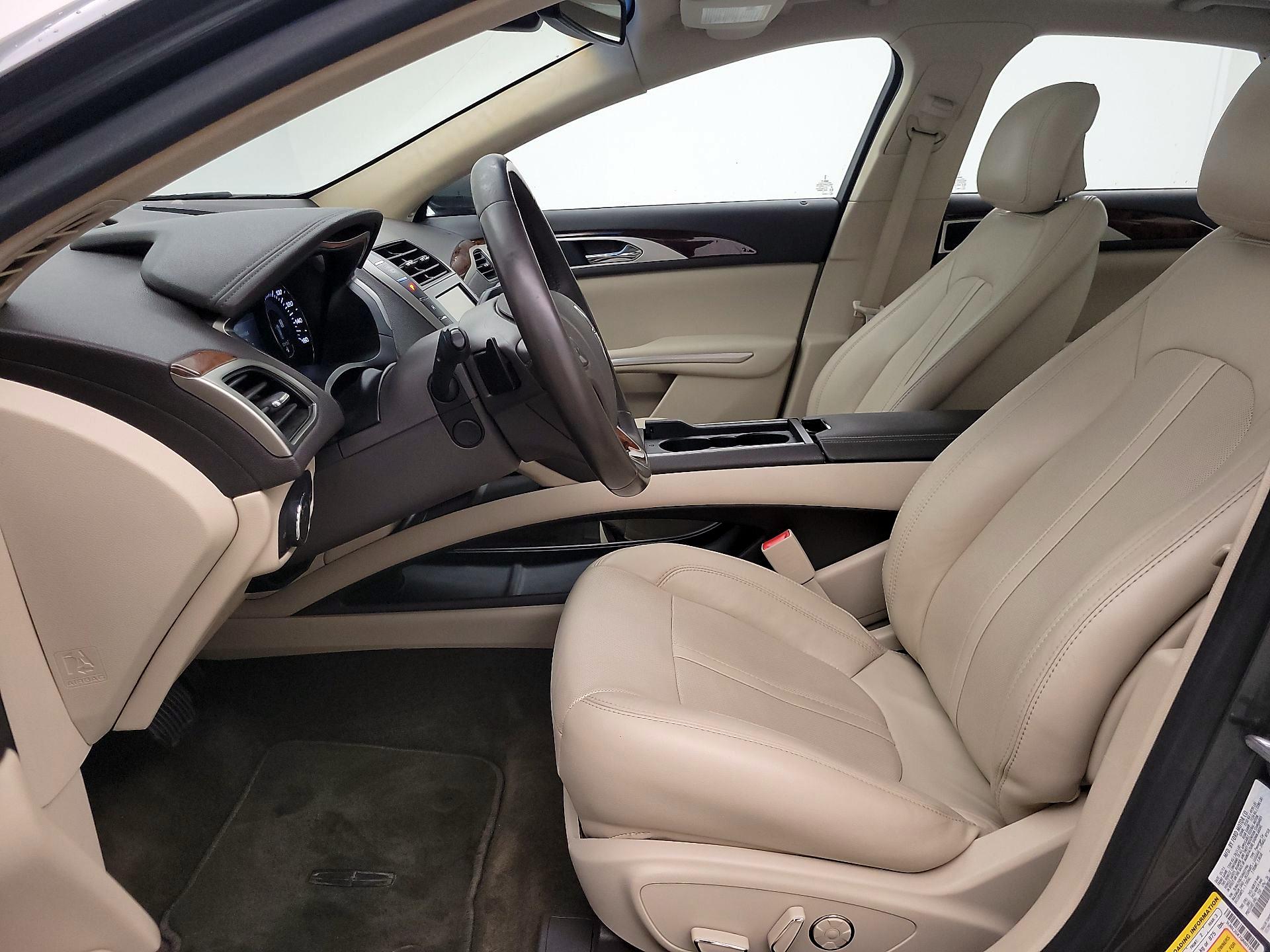 Thumbnail: 2016 Lincoln MKZ - 11