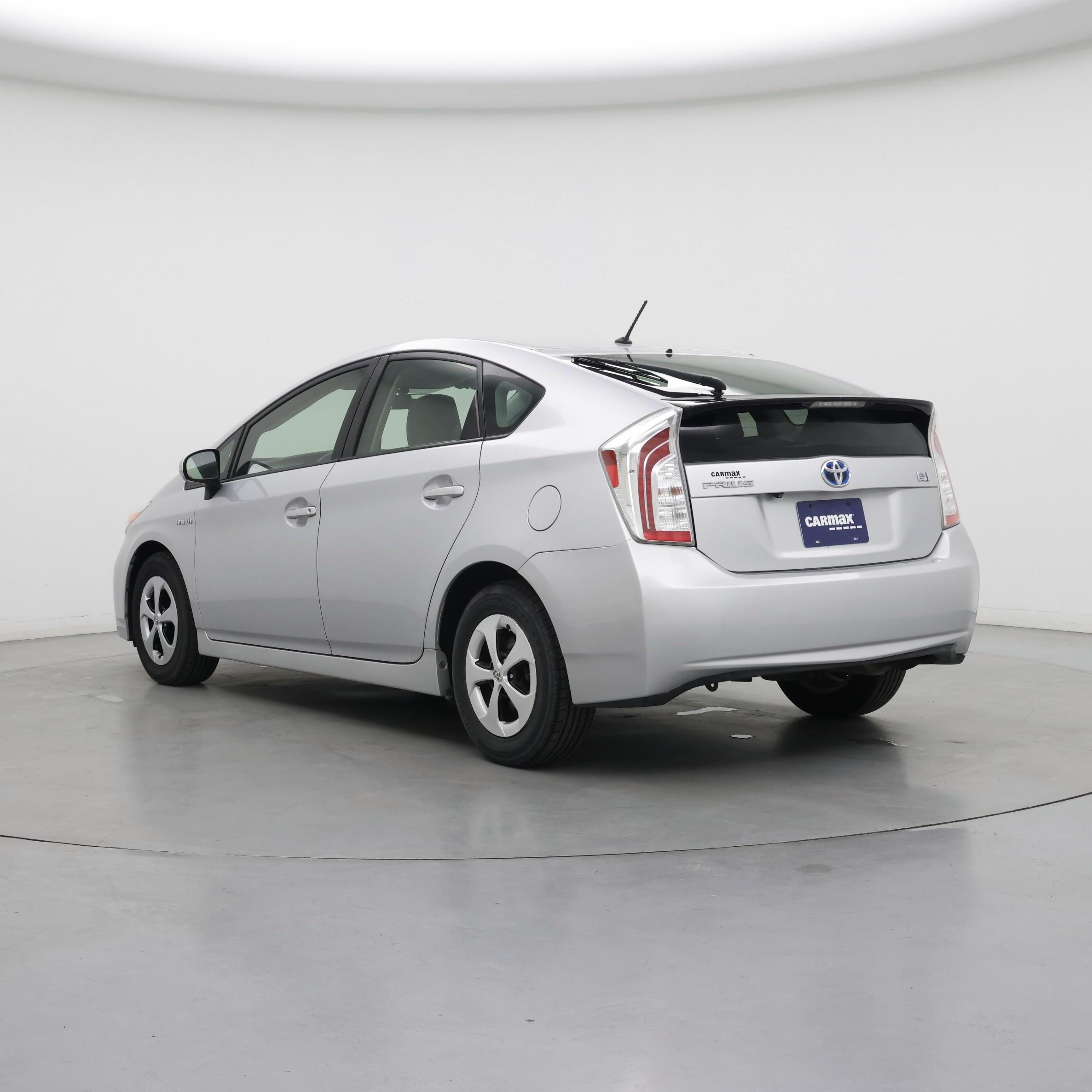 Thumbnail: 2015 Toyota Prius - 2