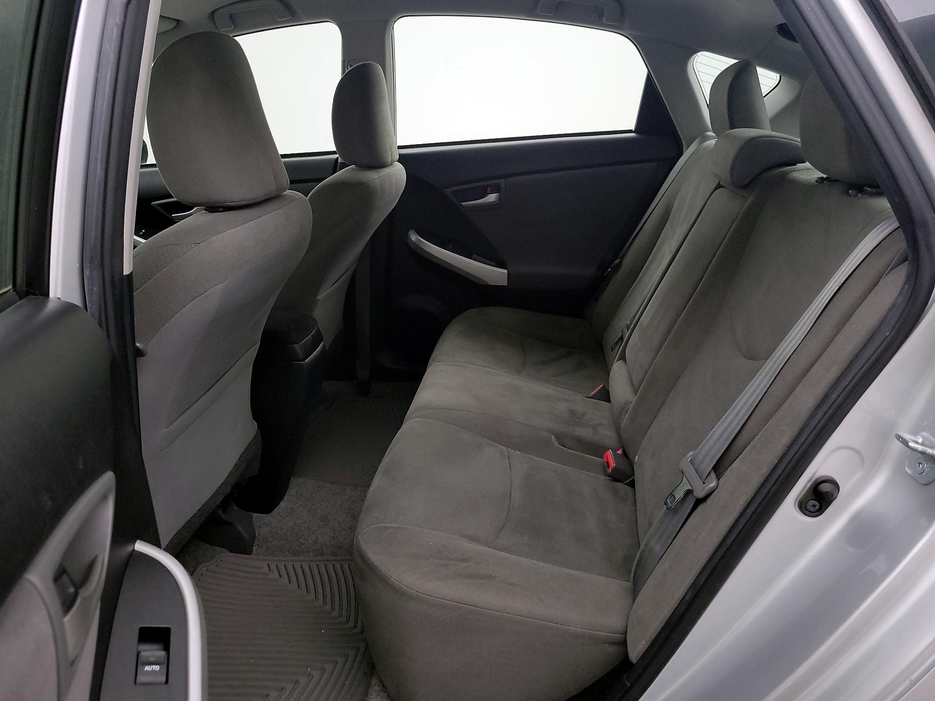 Thumbnail: 2015 Toyota Prius - 19