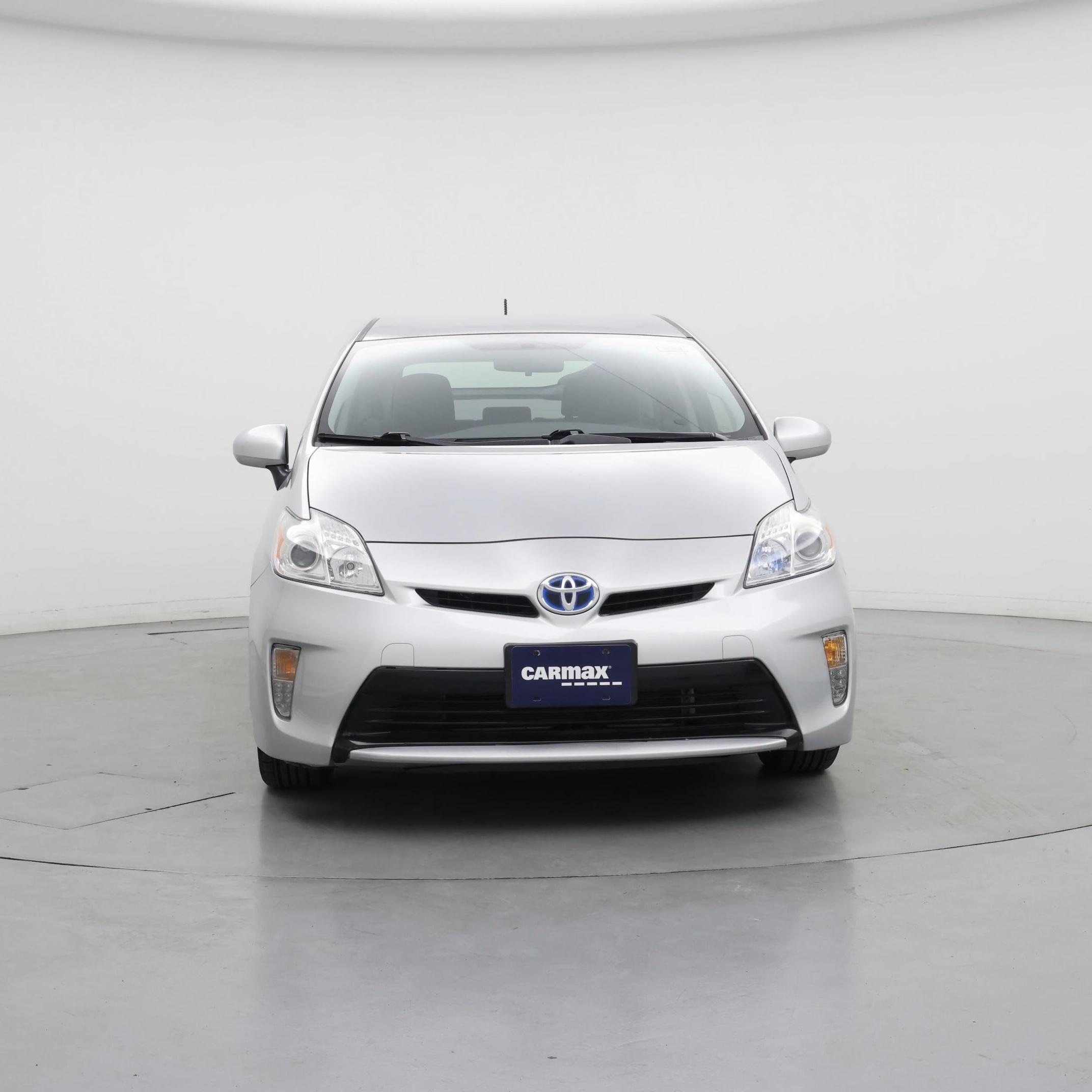 Thumbnail: 2015 Toyota Prius - 5