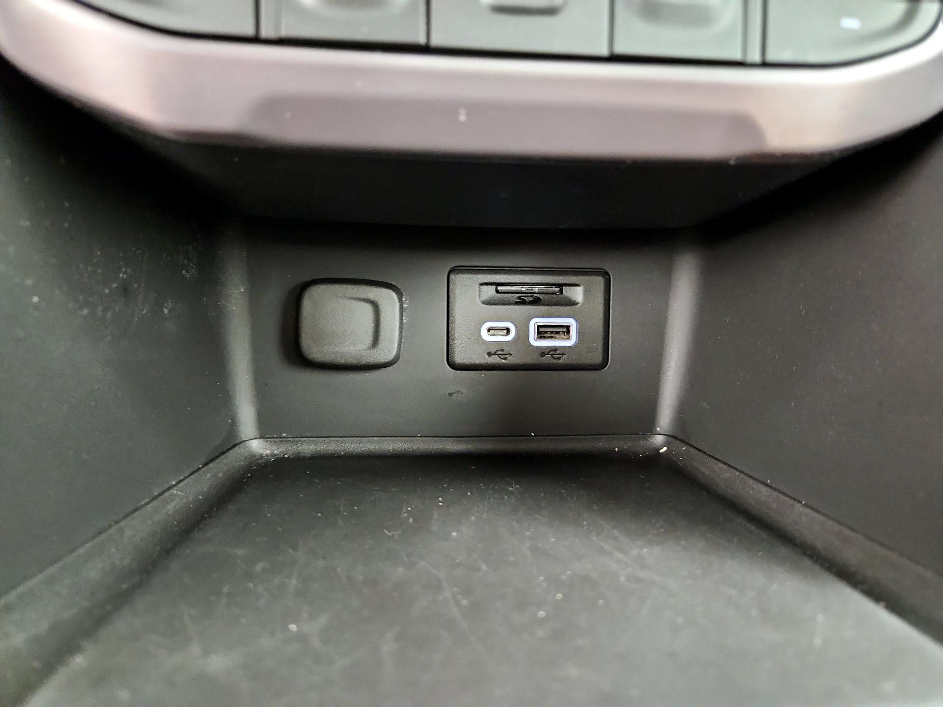 Thumbnail: 2020 GMC Acadia - 18