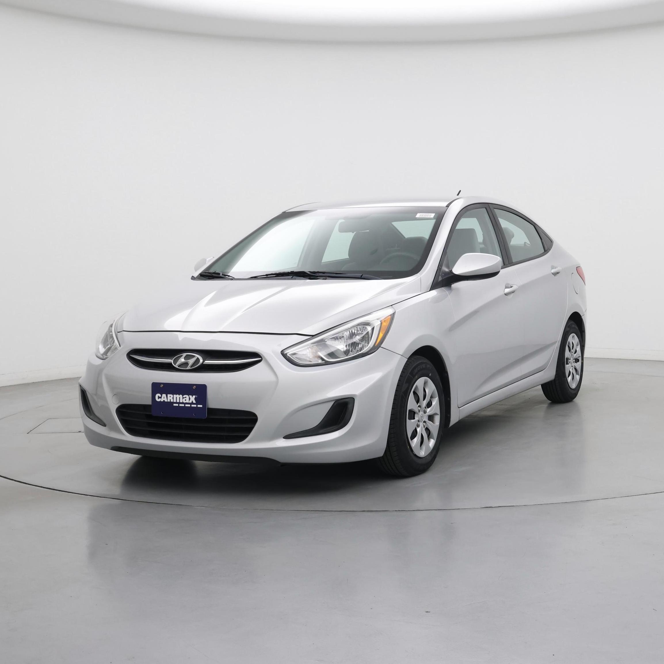 Thumbnail: 2017 Hyundai Accent - 4