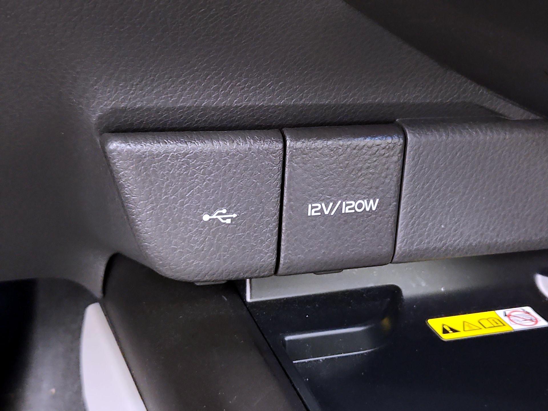 Thumbnail: 2022 Toyota Camry - 19