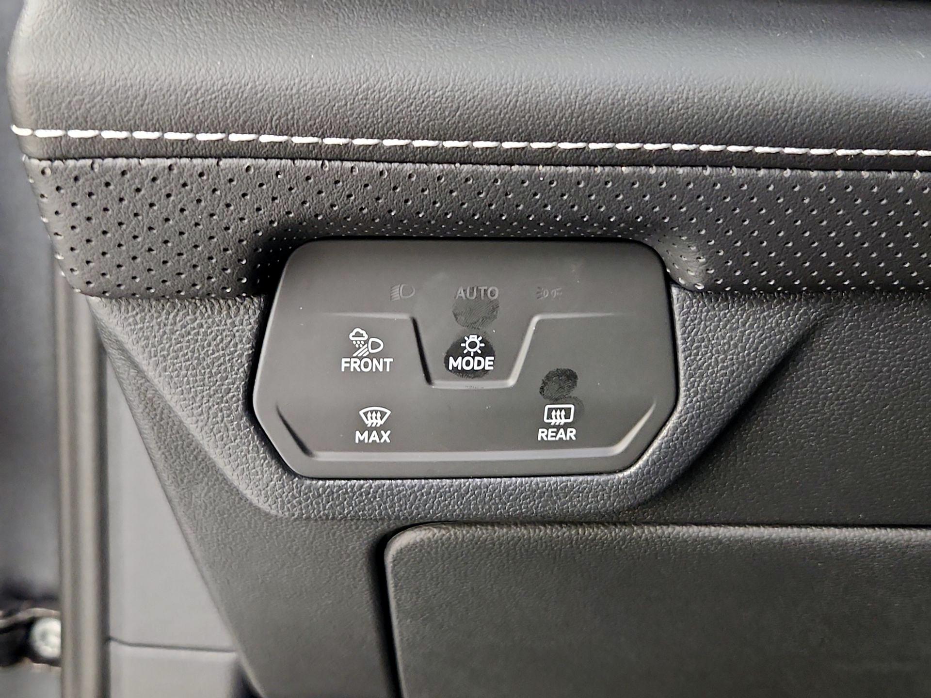 Thumbnail: 2024 Volkswagen Atlas - 13