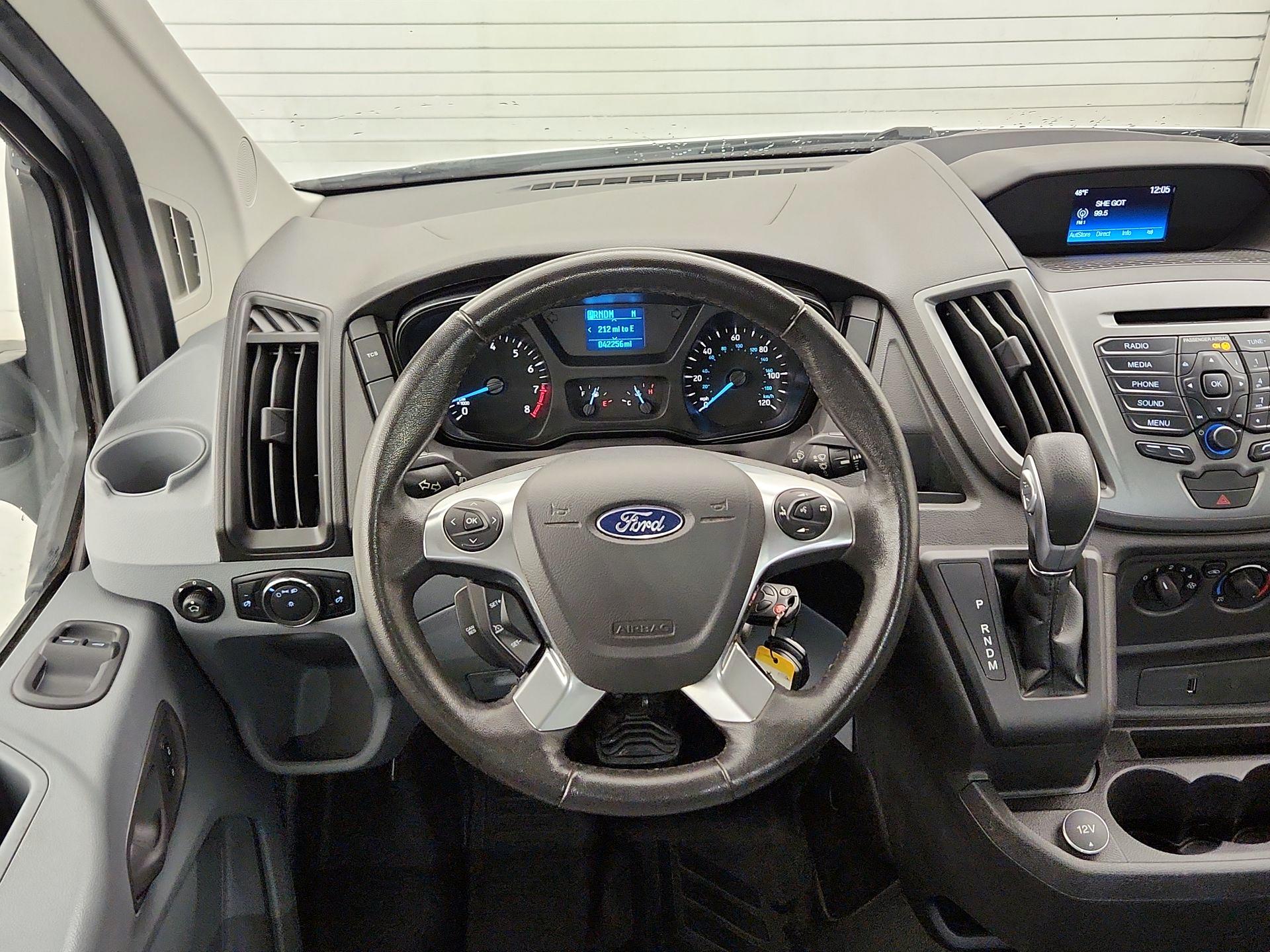 Thumbnail: 2017 Ford Transit Series - 10