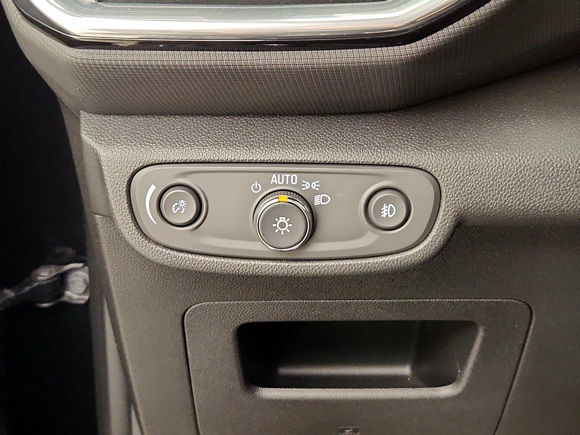 Thumbnail: 2022 Chevrolet TrailBlazer - 13