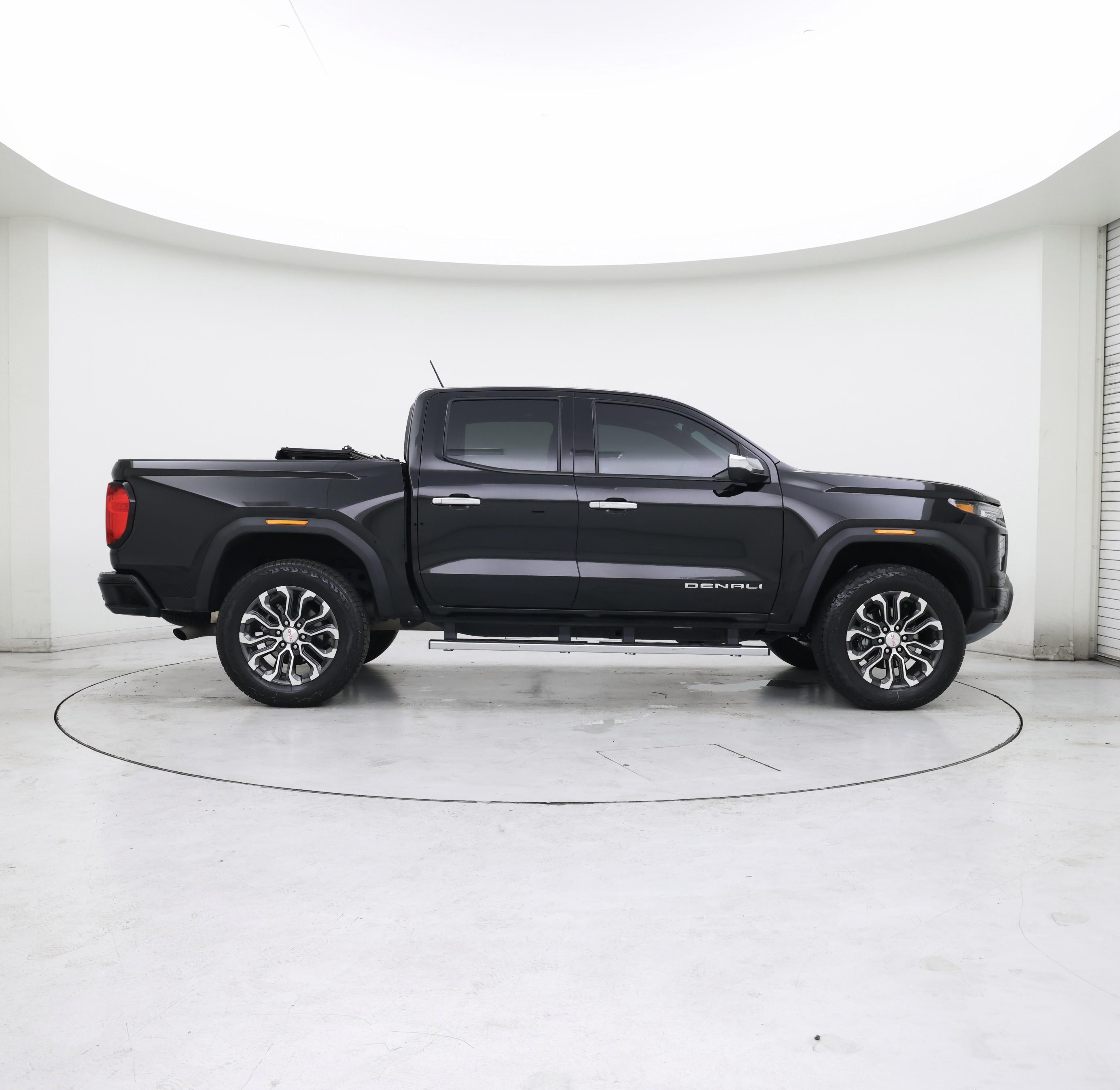 Thumbnail: 2023 GMC Canyon - 7