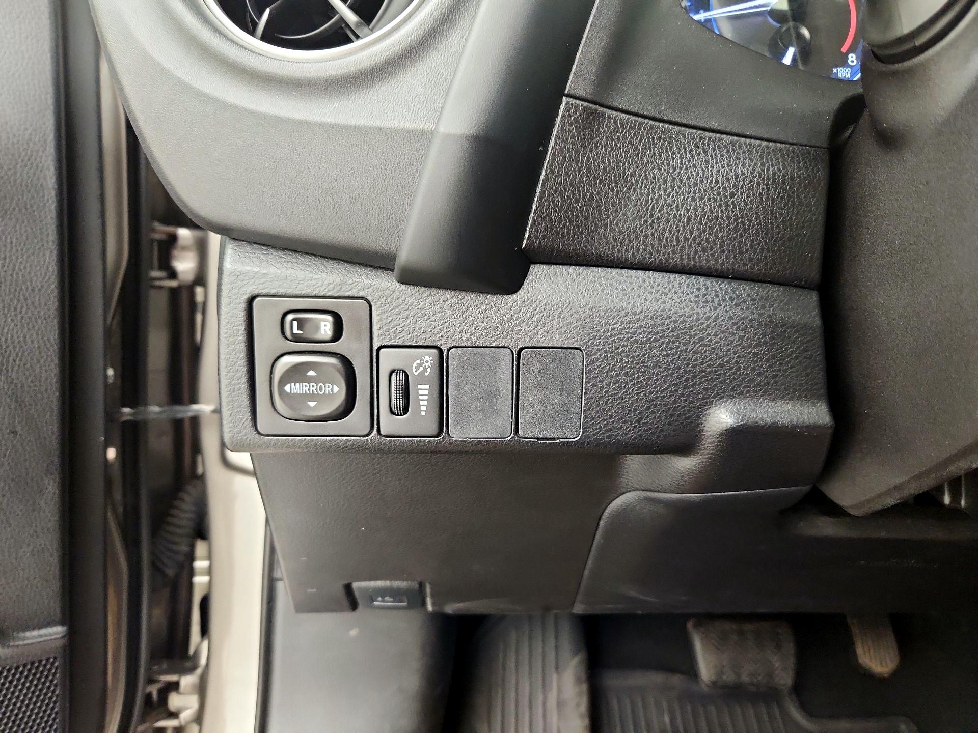 Thumbnail: 2019 Toyota Corolla - 13