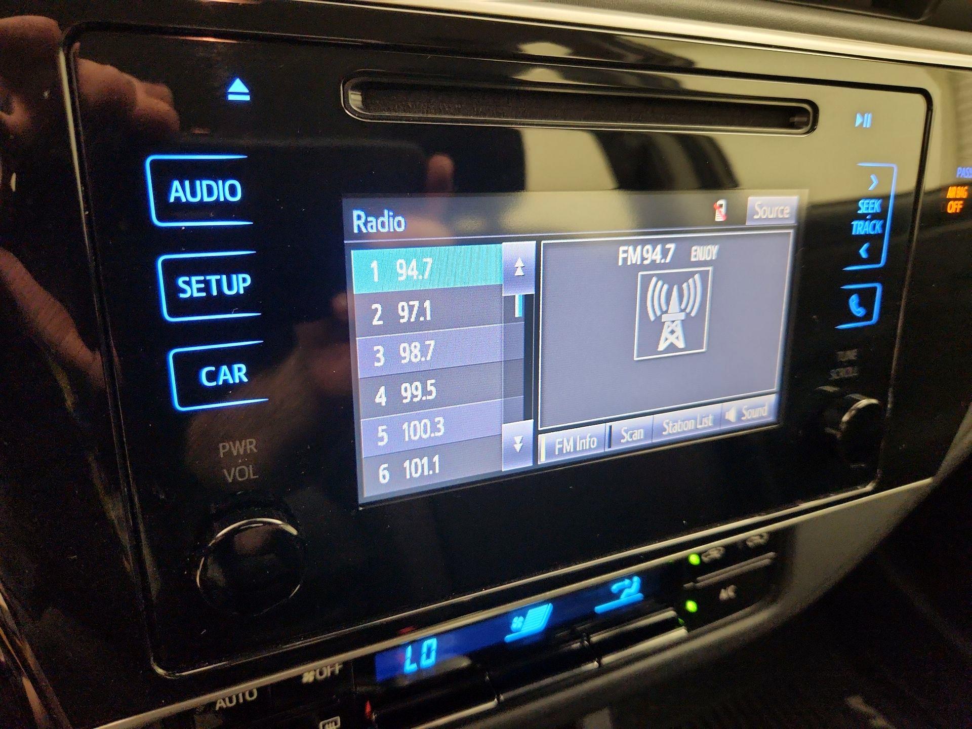 Thumbnail: 2019 Toyota Corolla - 15