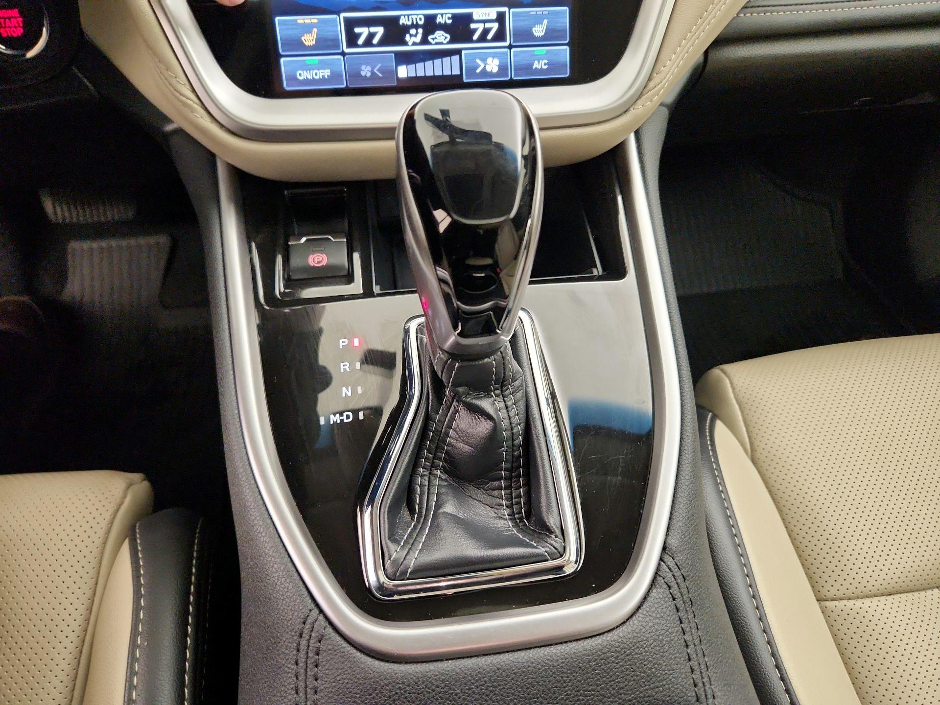 Thumbnail: 2022 Subaru Outback - 17