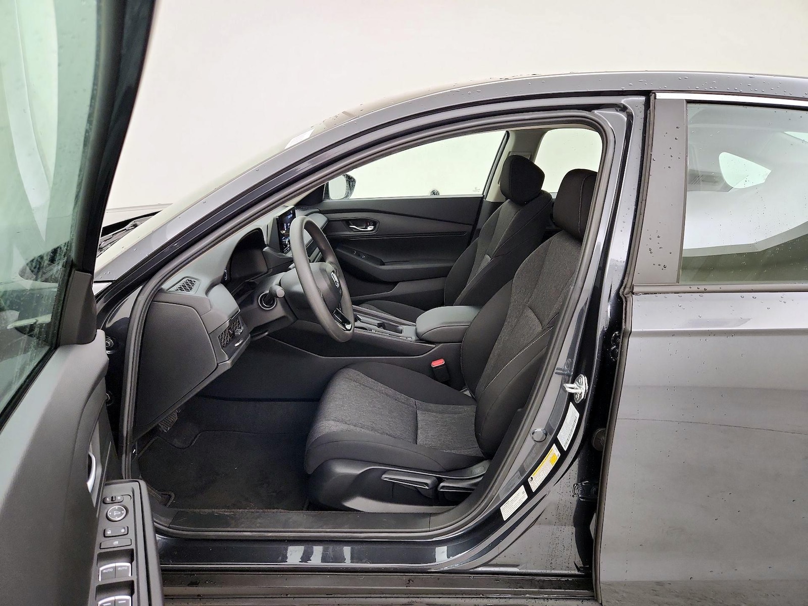 2025 Honda Accord LX - Photo 12