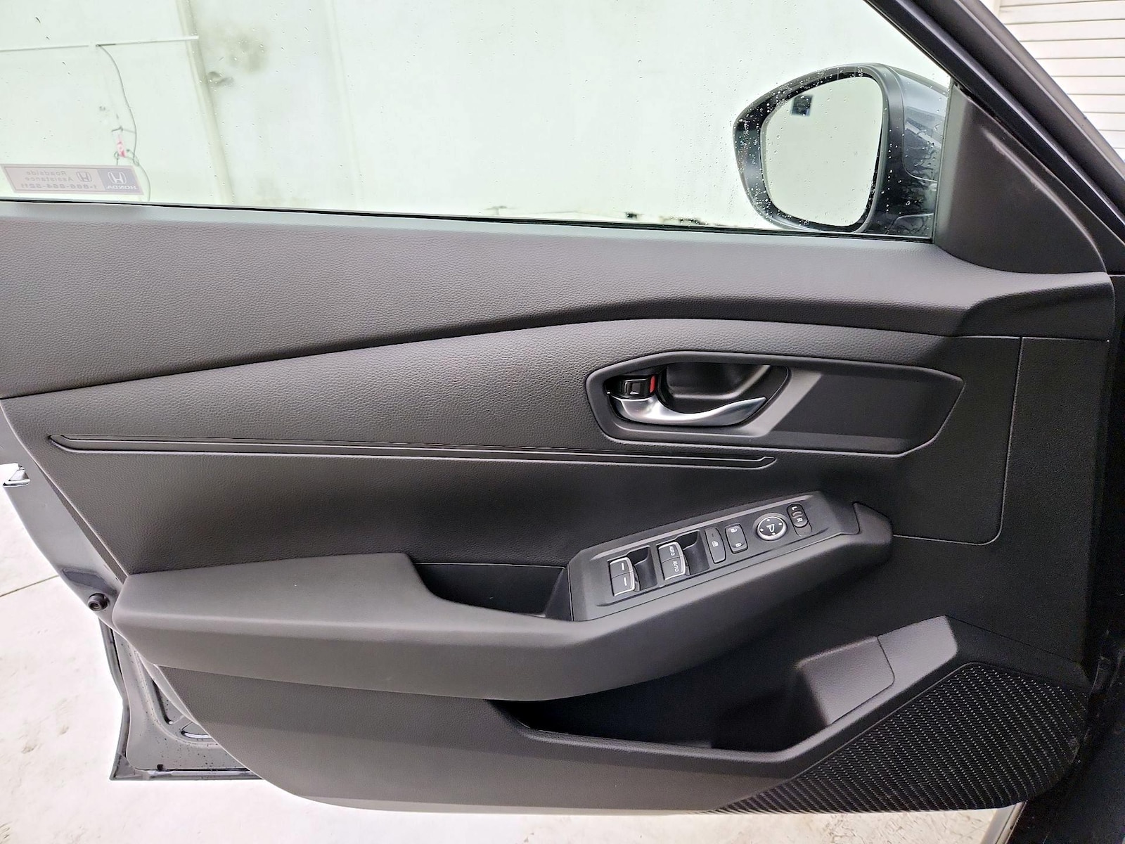2025 Honda Accord LX - Photo 13