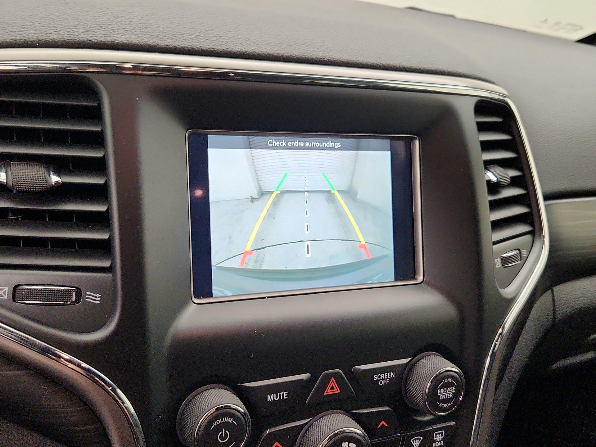 Thumbnail: 2021 Jeep Grand Cherokee - 14