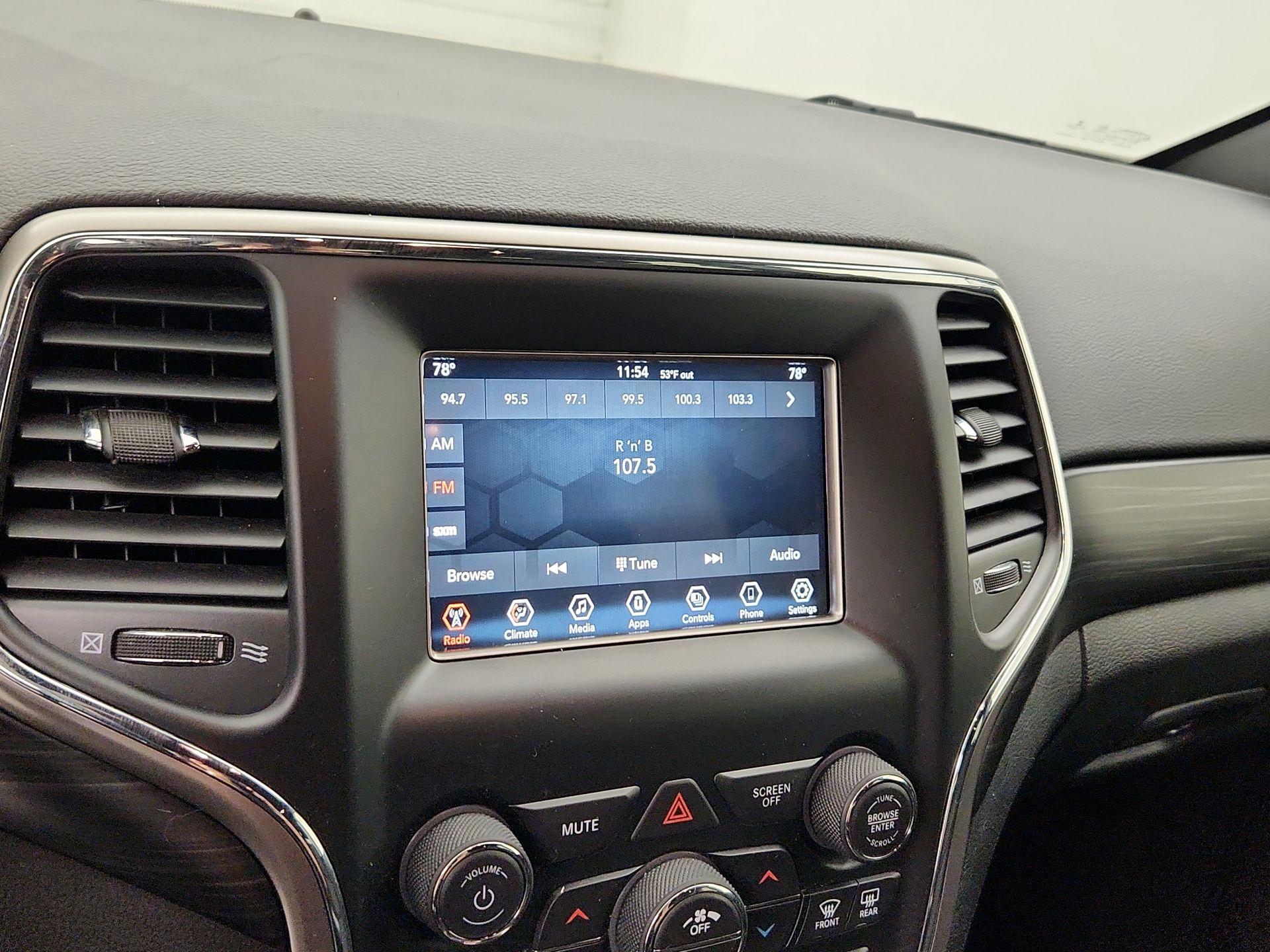 Thumbnail: 2021 Jeep Grand Cherokee - 15