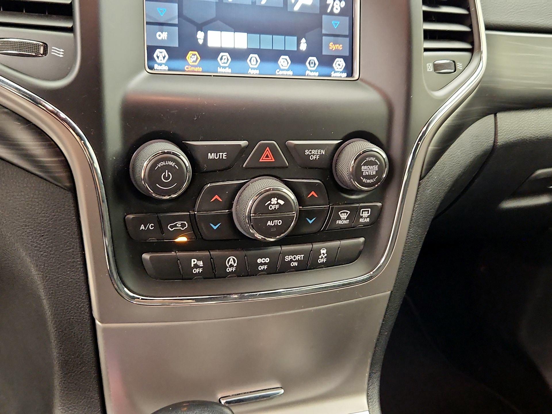 Thumbnail: 2021 Jeep Grand Cherokee - 16