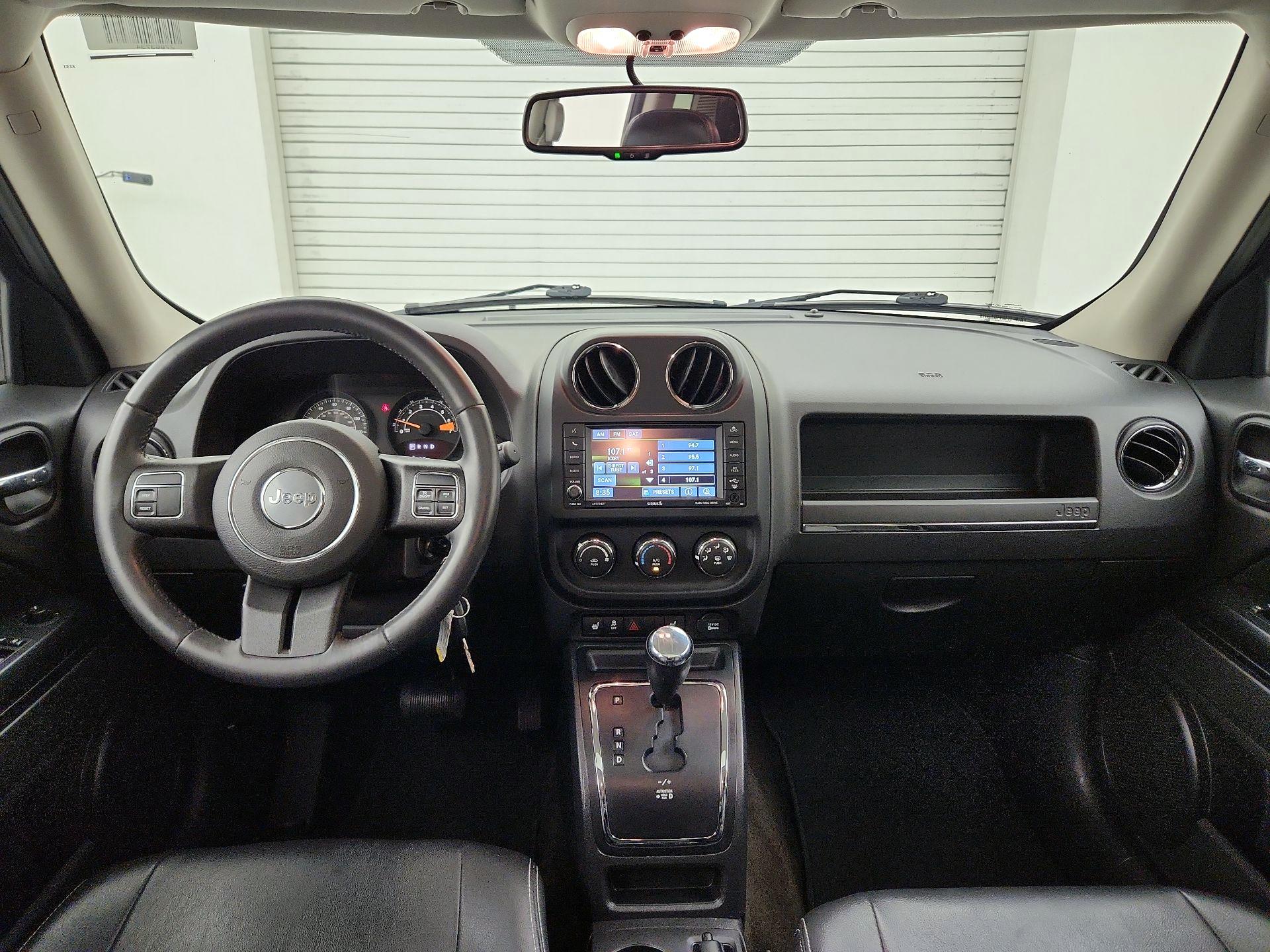 Thumbnail: 2016 Jeep Patriot - 9