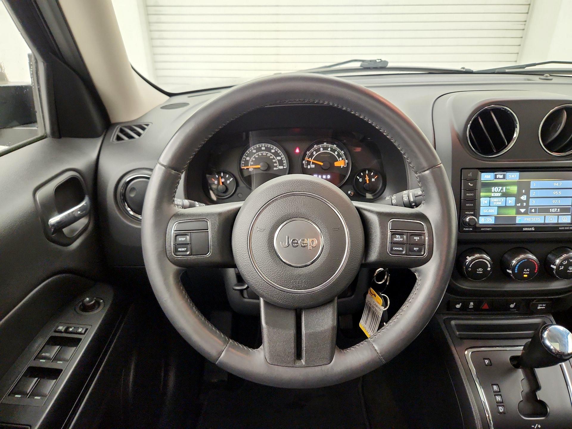 Thumbnail: 2016 Jeep Patriot - 10