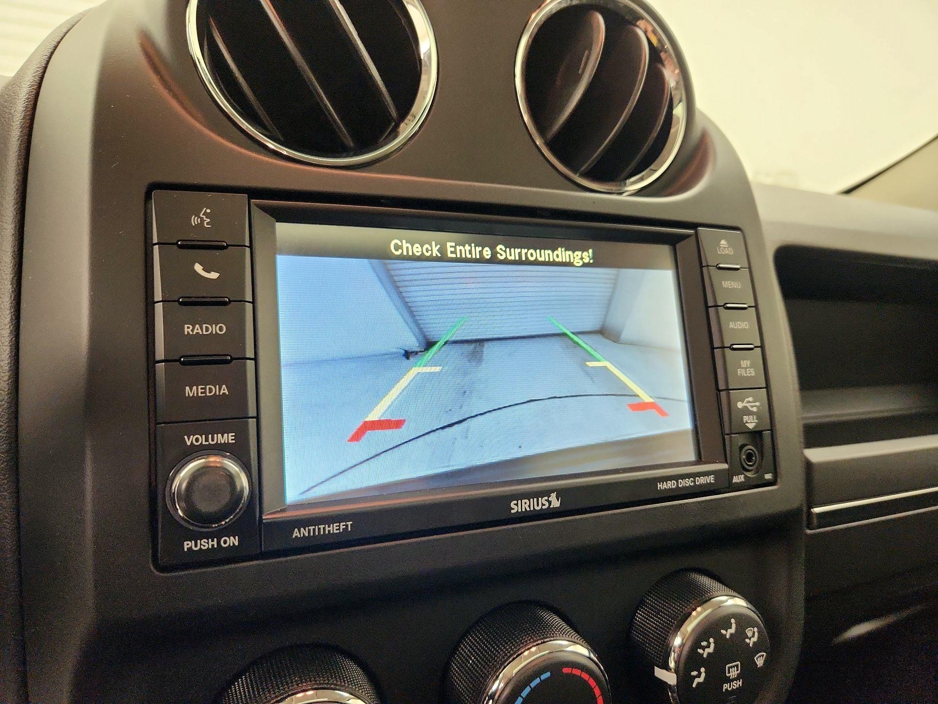 Thumbnail: 2016 Jeep Patriot - 13