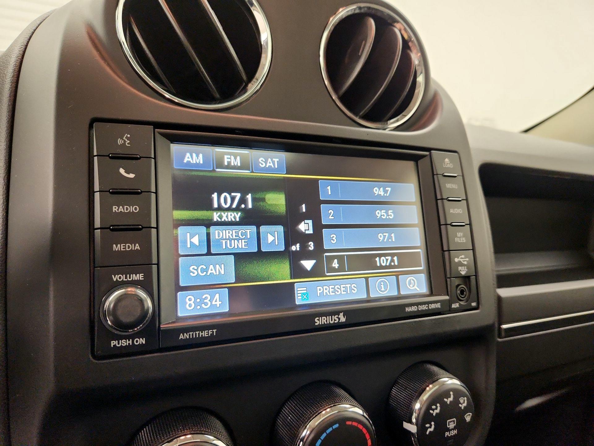 Thumbnail: 2016 Jeep Patriot - 14