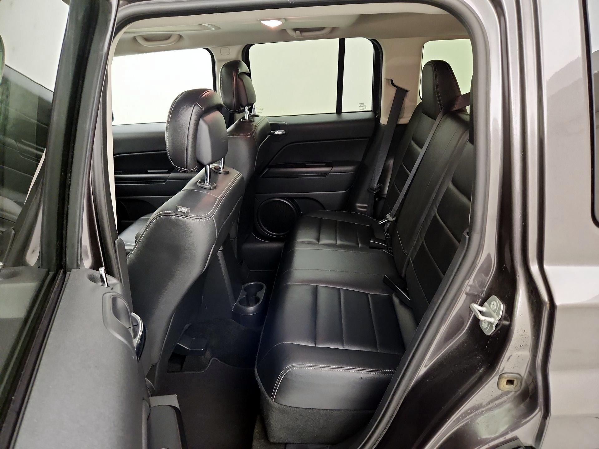 Thumbnail: 2016 Jeep Patriot - 19