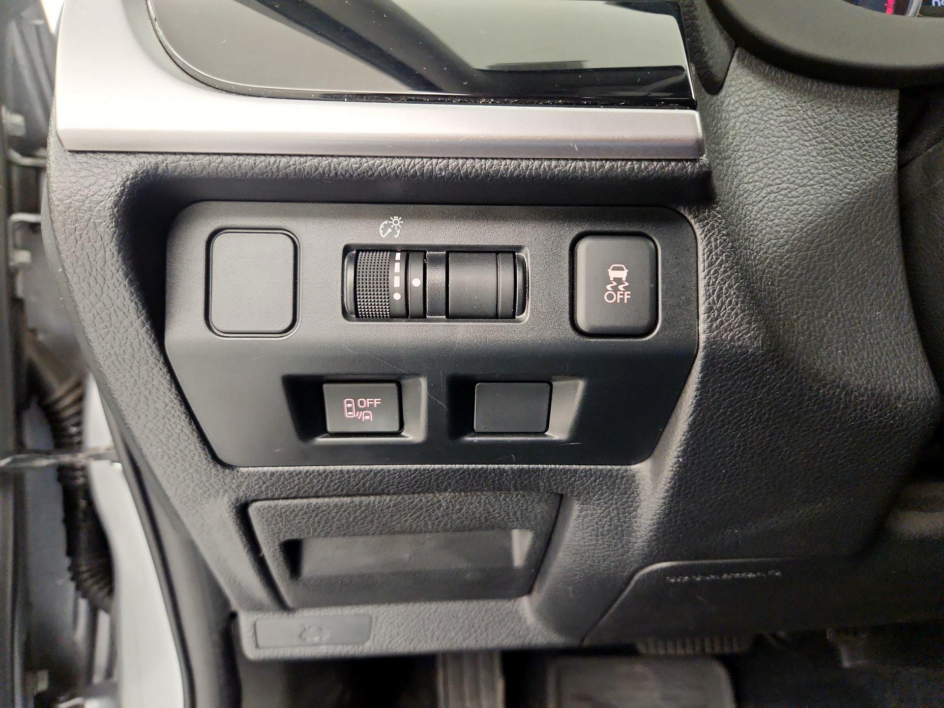 Thumbnail: 2017 Subaru Crosstrek - 13