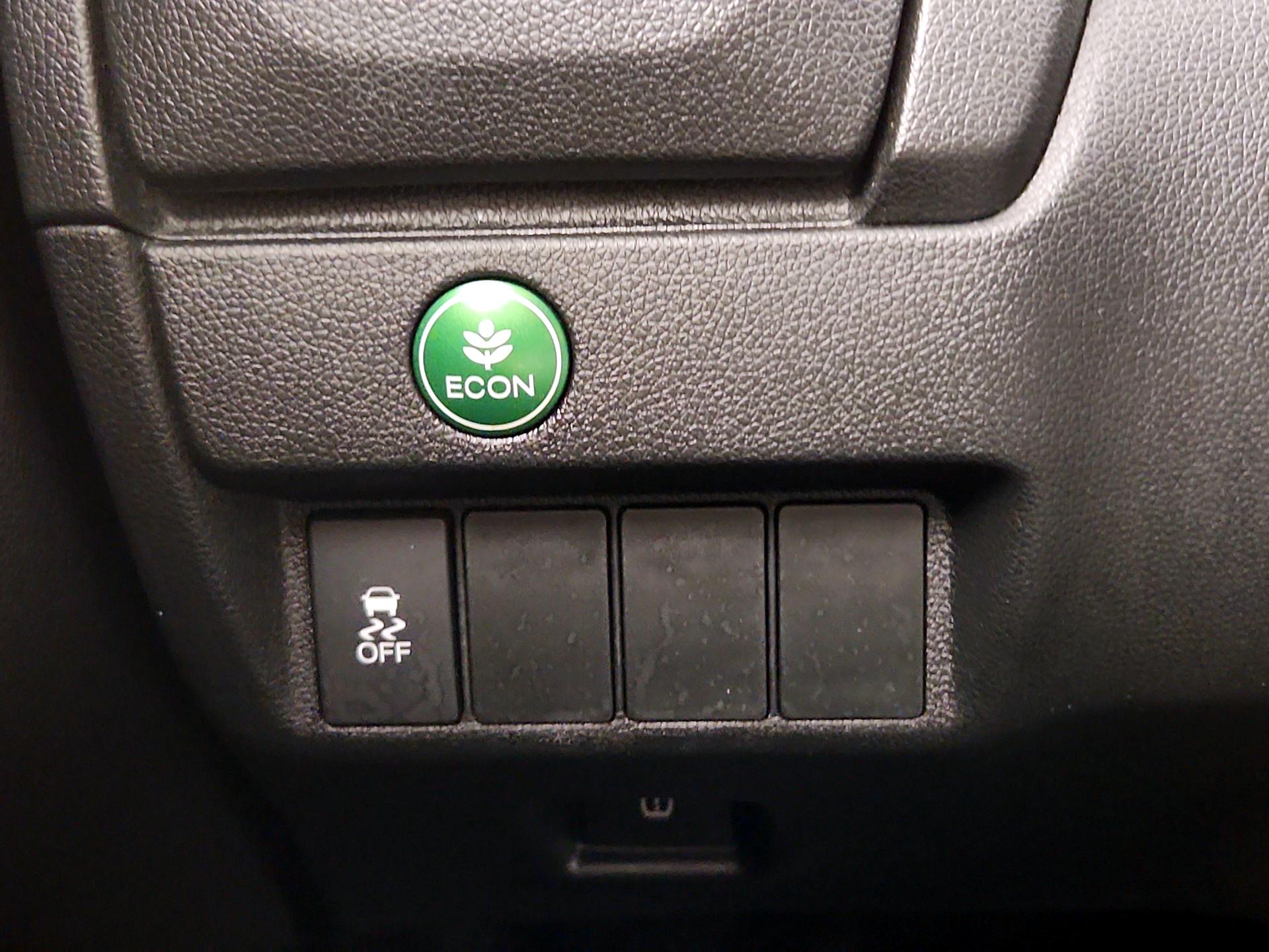 Thumbnail: 2016 Honda Fit - 13