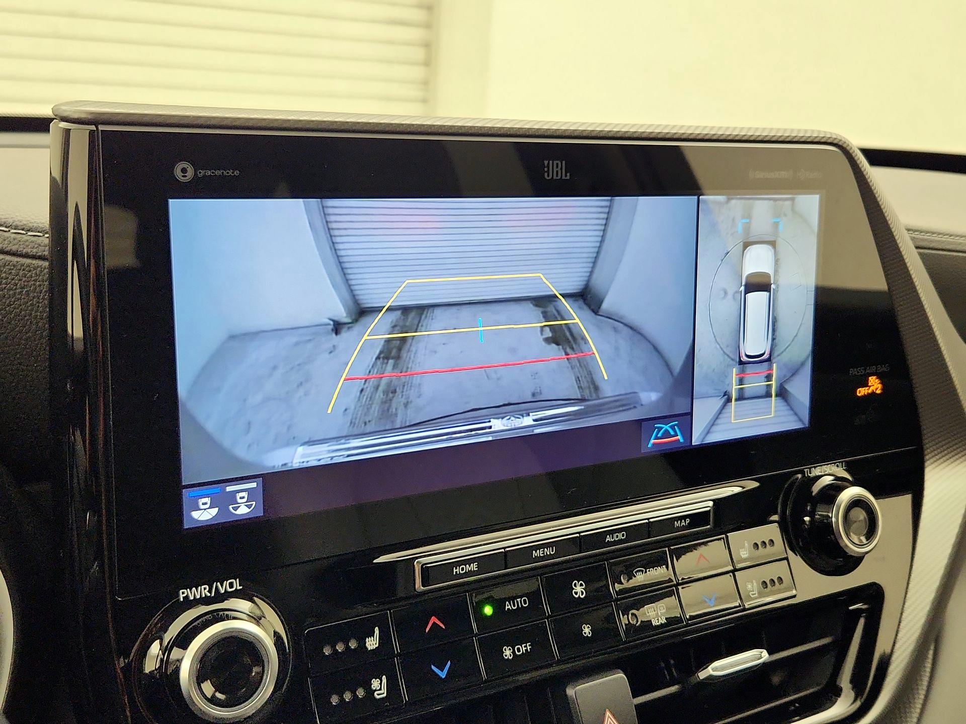 Thumbnail: 2021 Toyota Highlander - 15