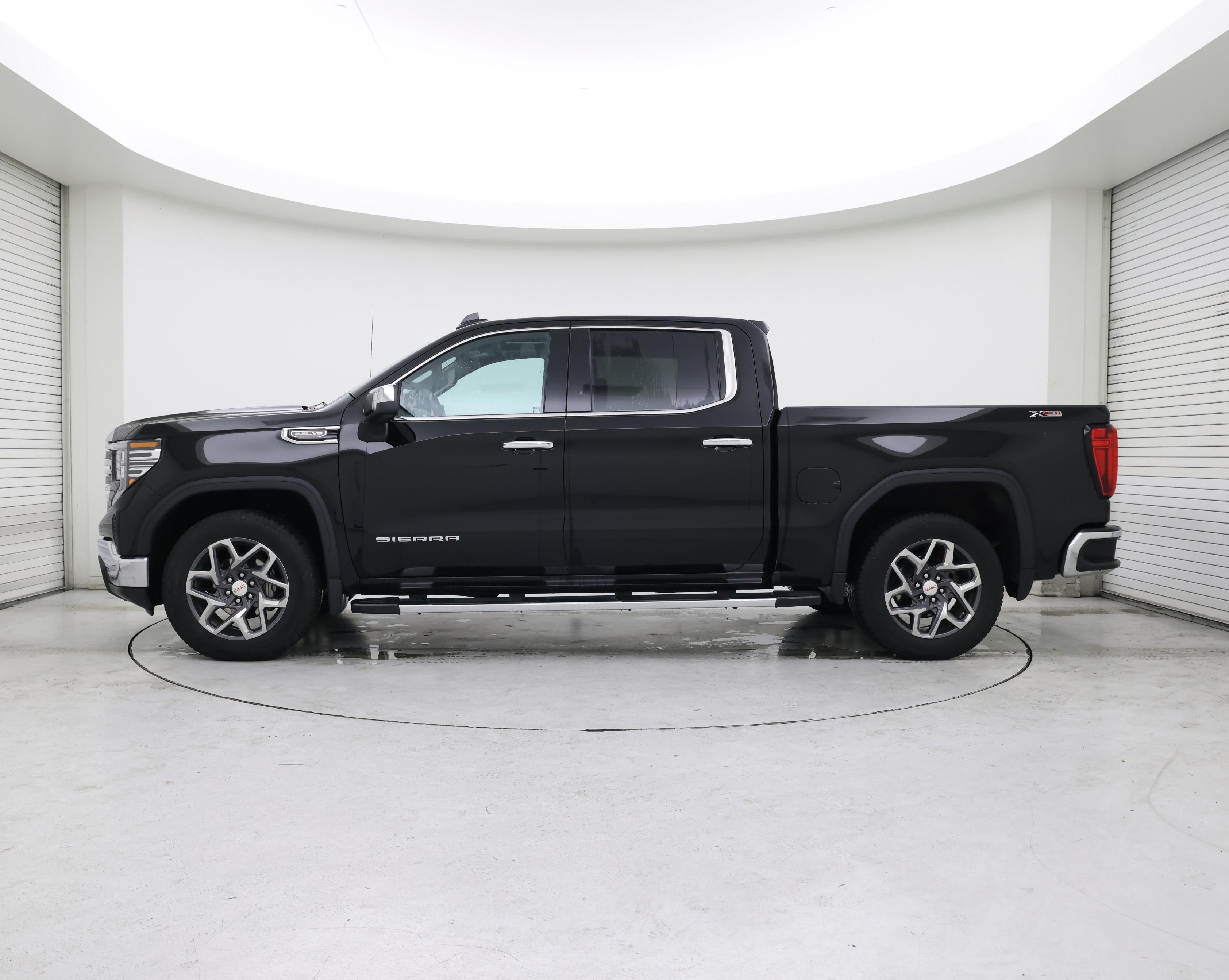 Thumbnail: 2023 GMC Sierra 1500 - 3