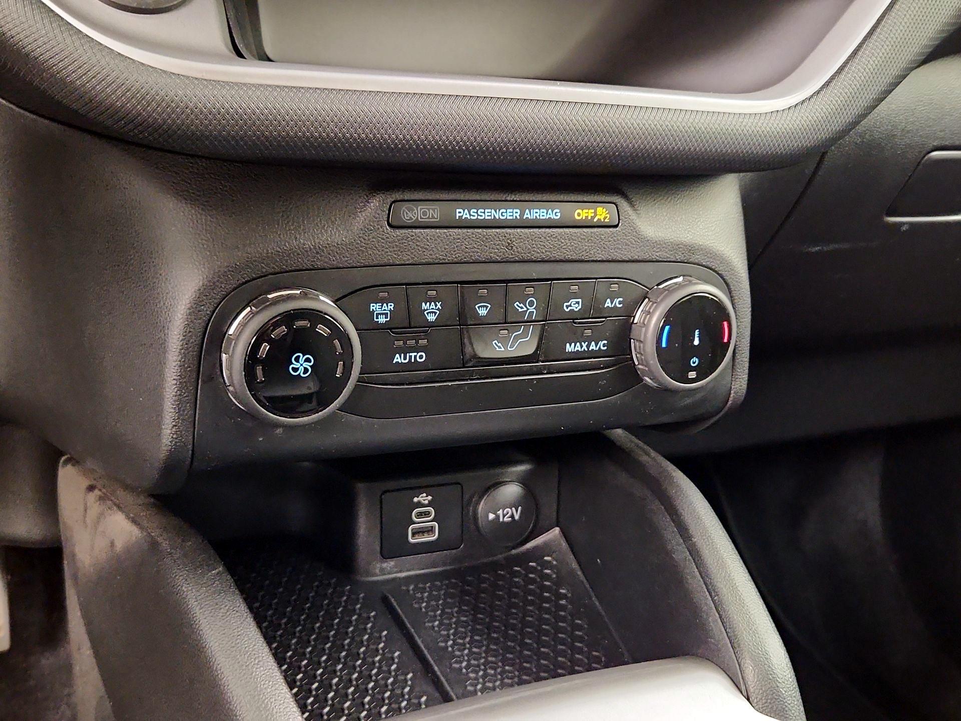 Thumbnail: 2024 Ford Bronco Sport - 16