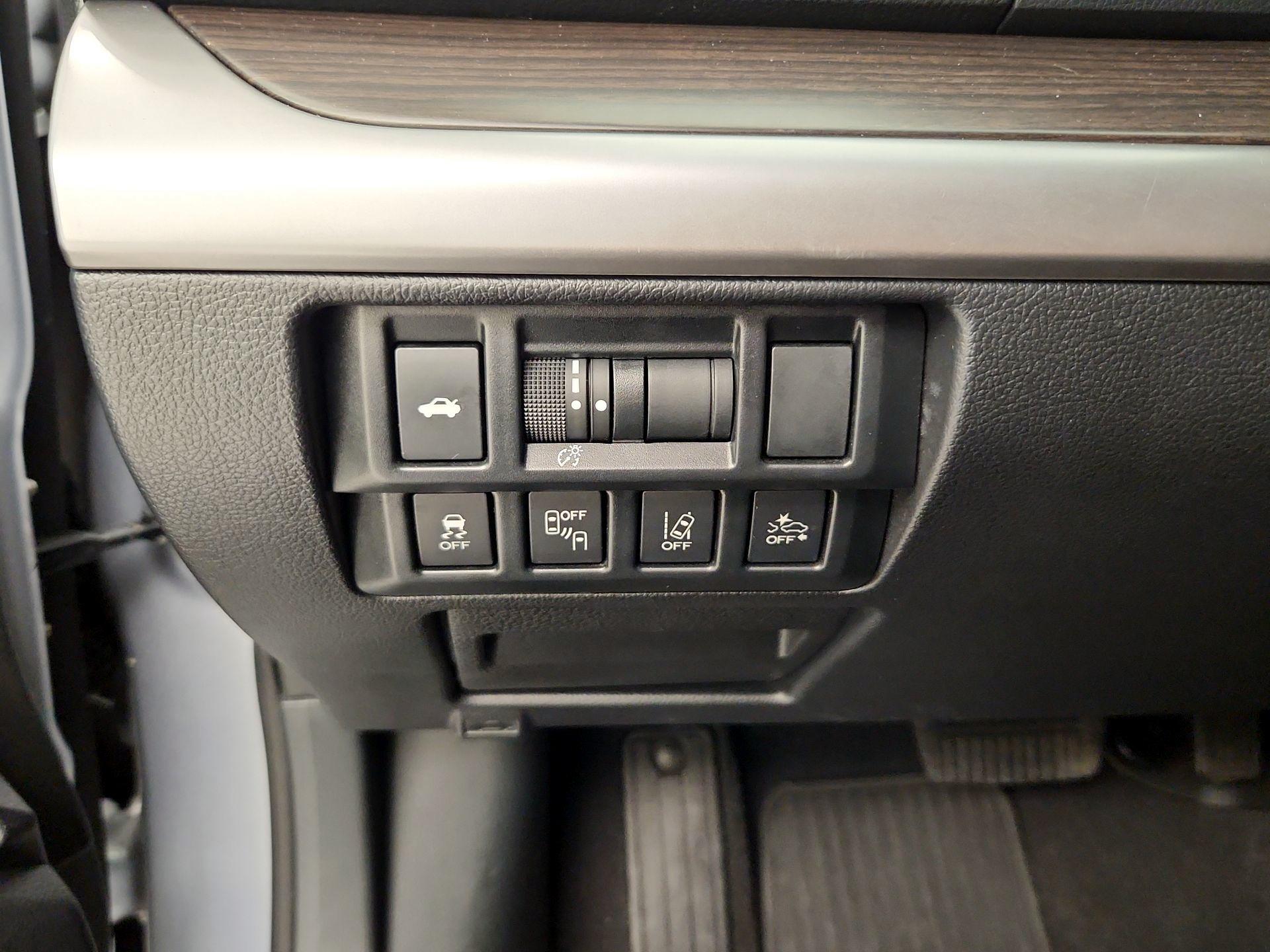 Thumbnail: 2018 Subaru Legacy - 13