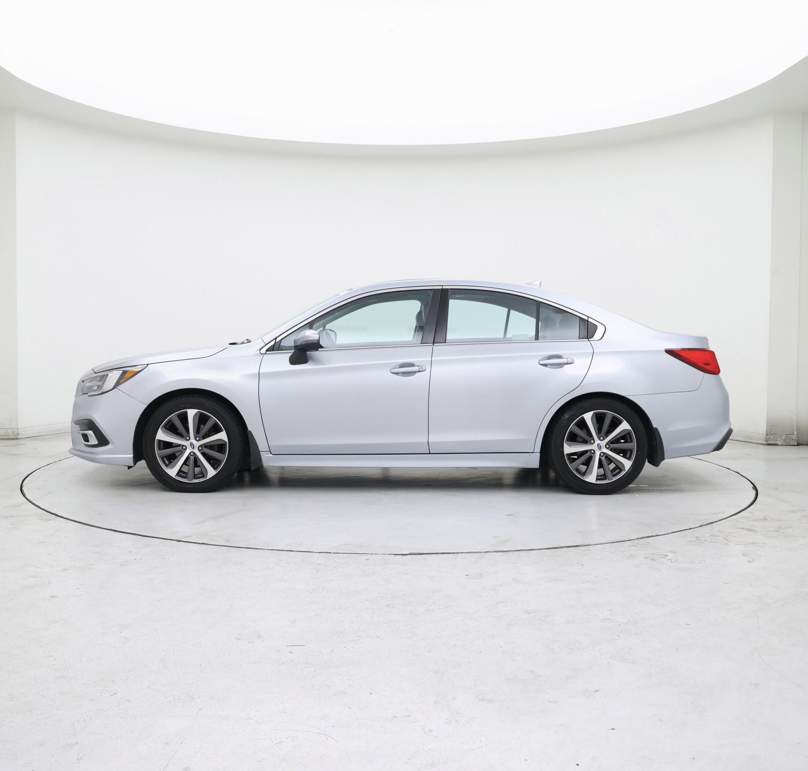 Thumbnail: 2018 Subaru Legacy - 3