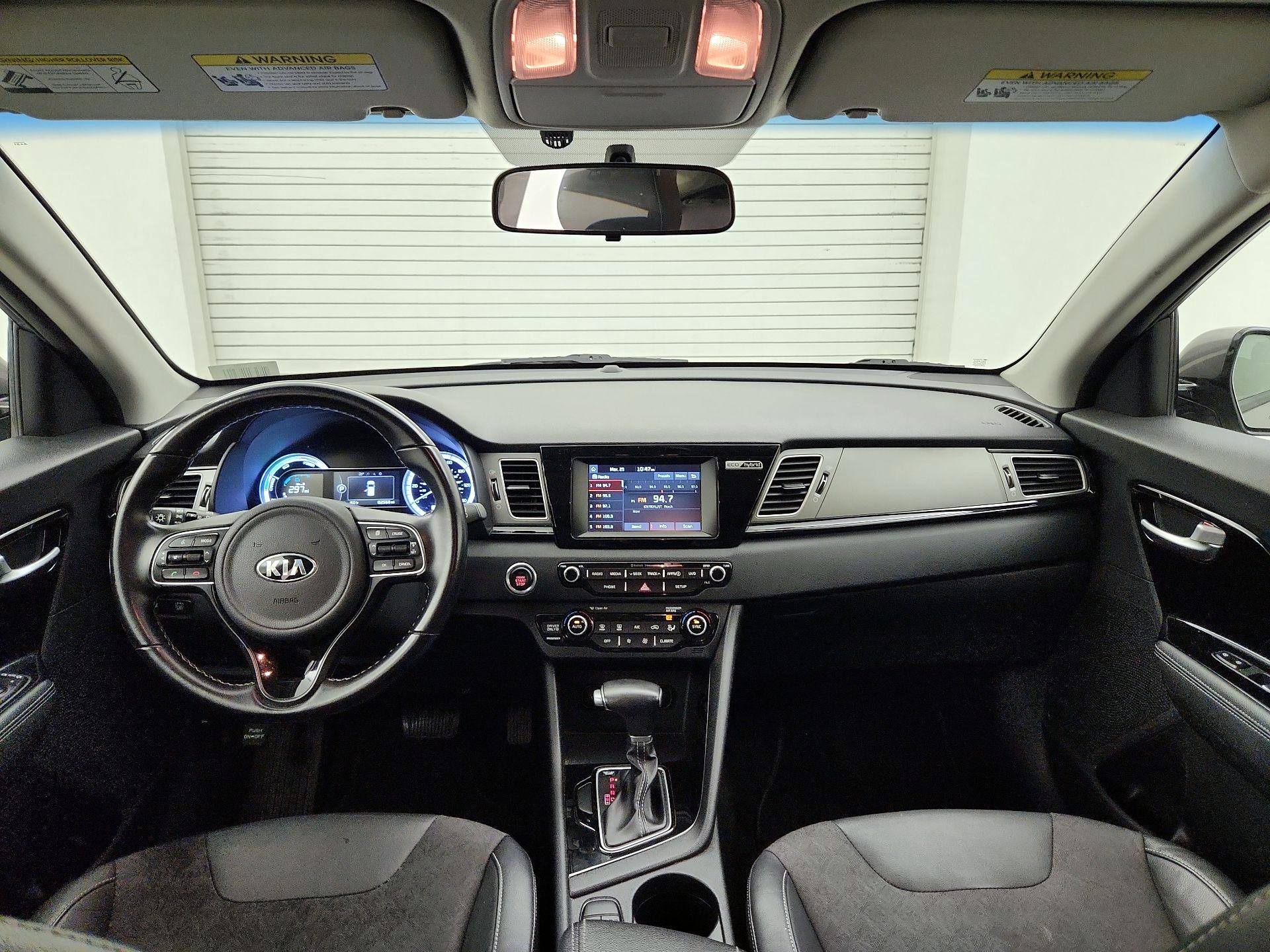 Thumbnail: 2017 Kia Niro - 9