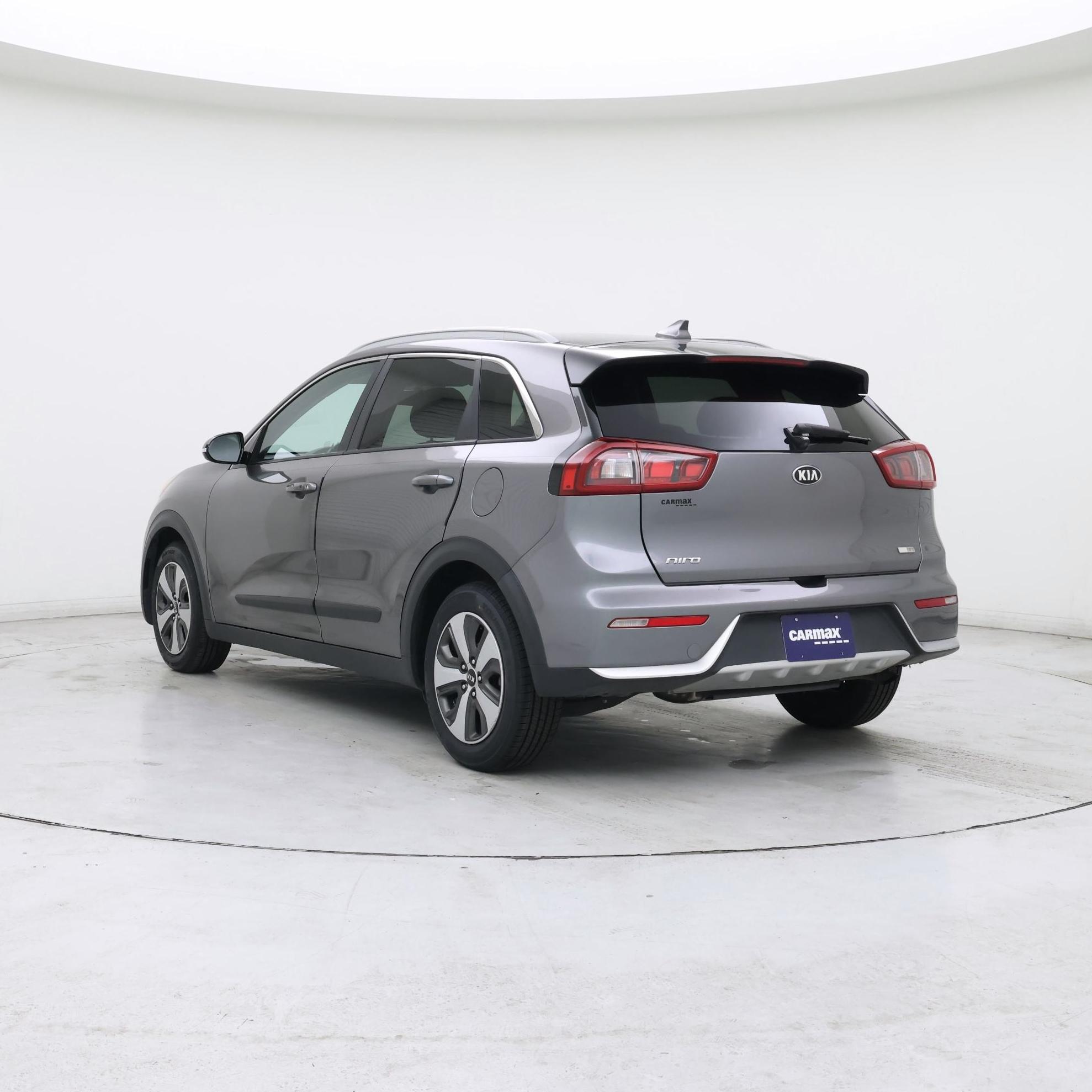 Thumbnail: 2017 Kia Niro - 2