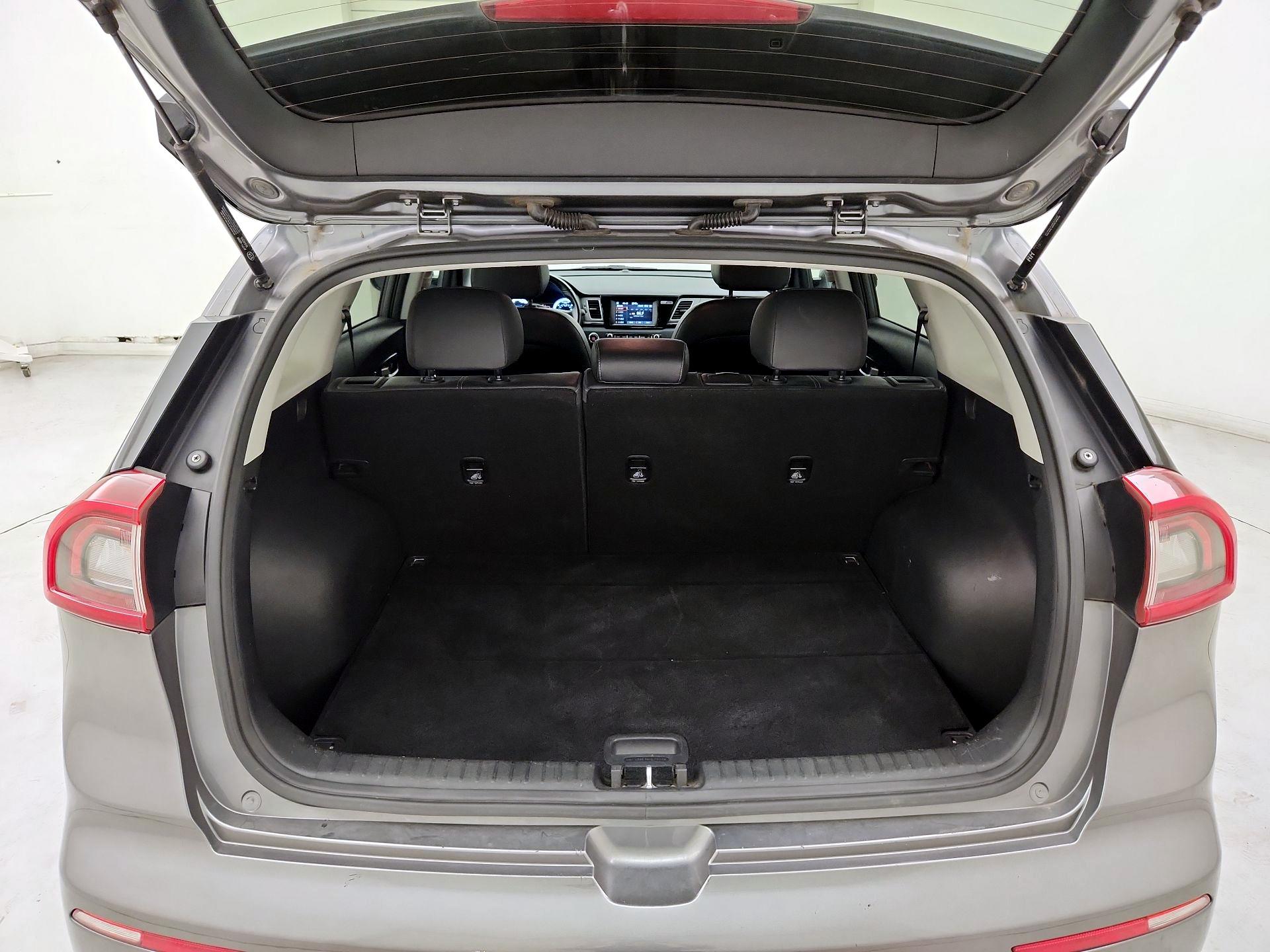 Thumbnail: 2017 Kia Niro - 20