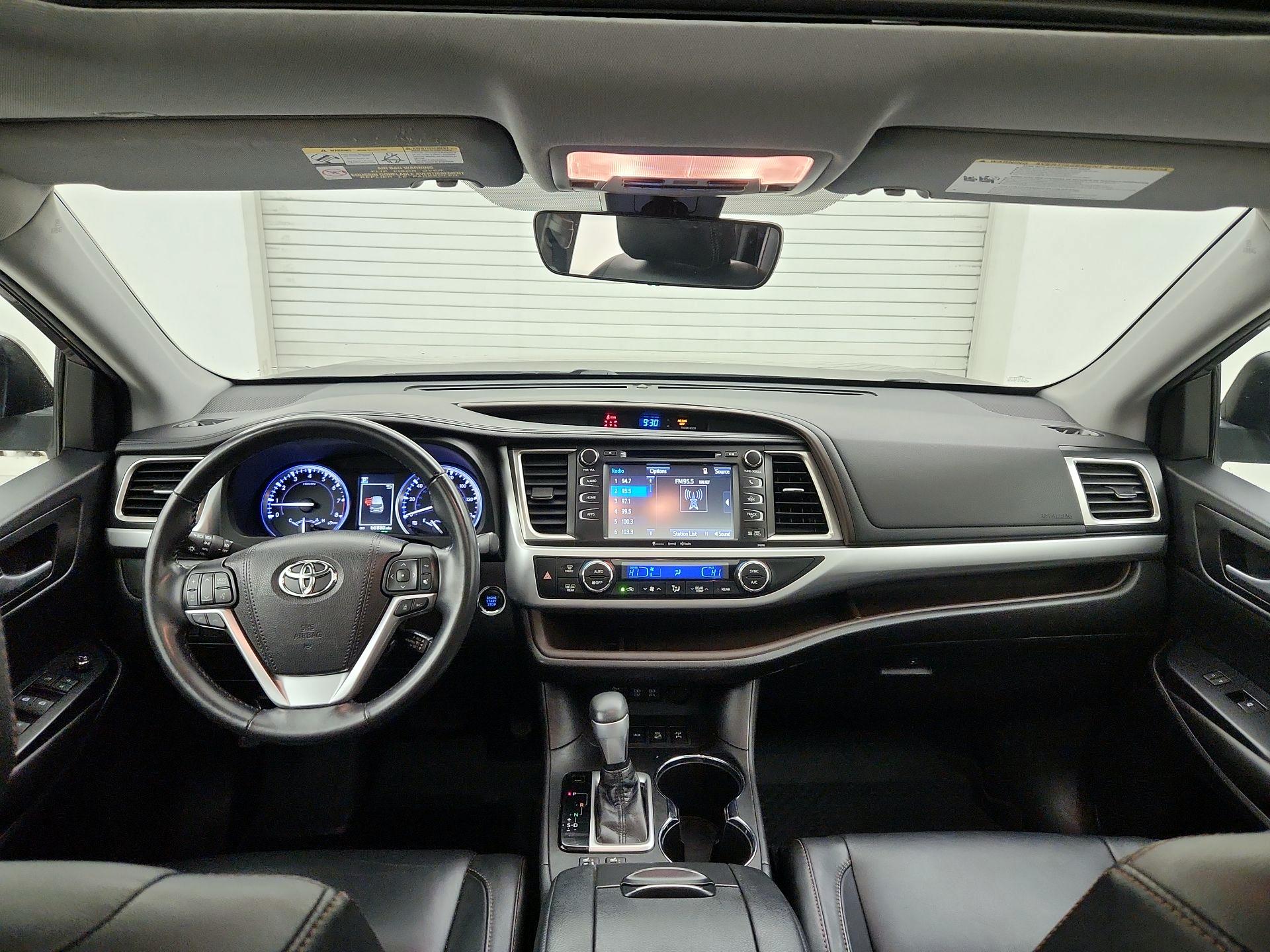 Thumbnail: 2018 Toyota Highlander - 9