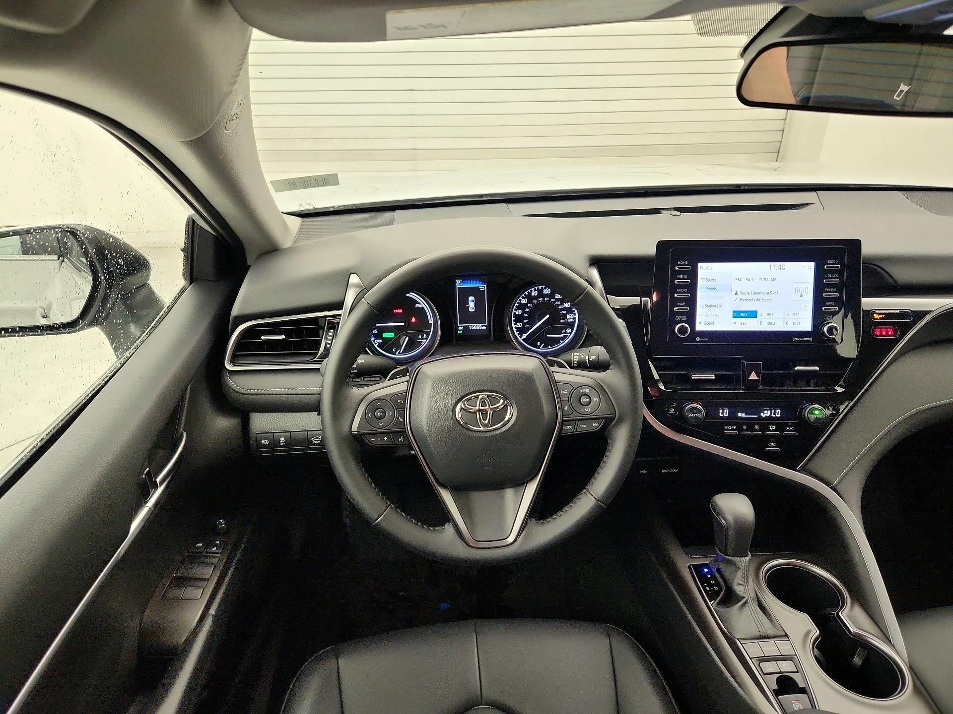 Thumbnail: 2023 Toyota Camry - 10