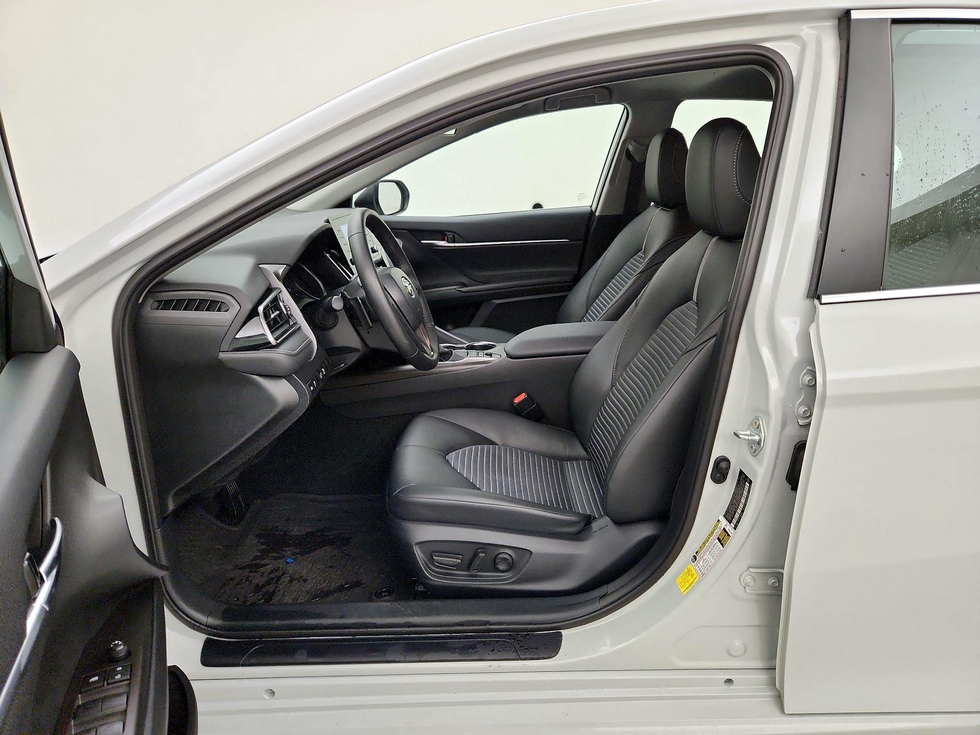 Thumbnail: 2023 Toyota Camry - 11