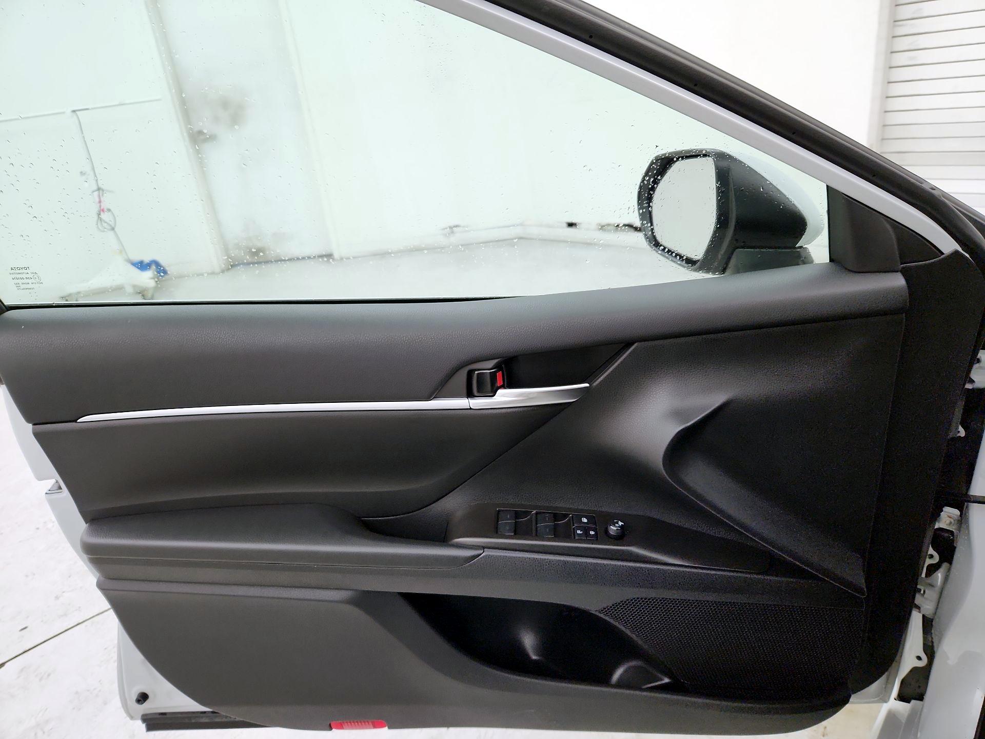 Thumbnail: 2023 Toyota Camry - 12