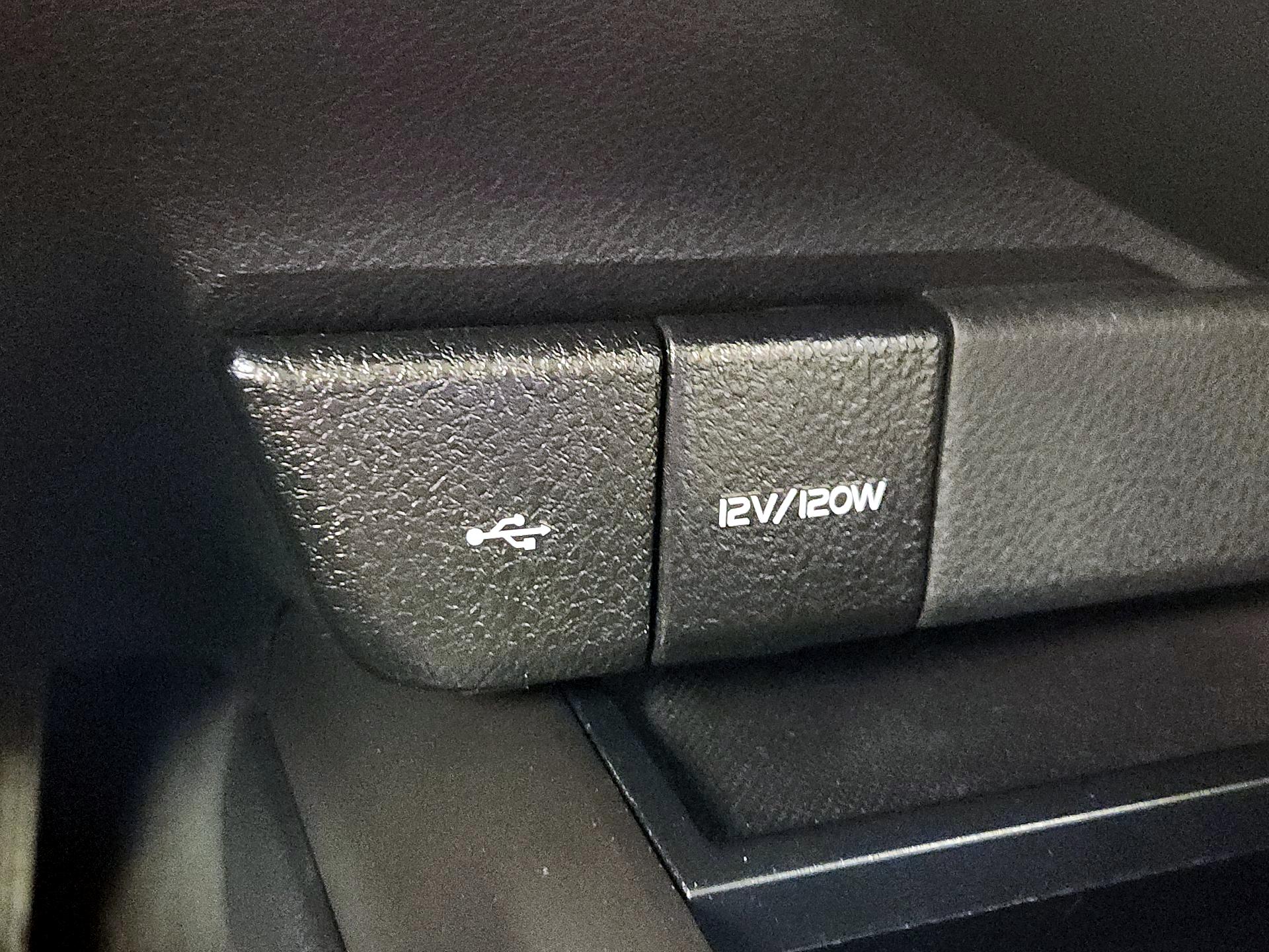 Thumbnail: 2023 Toyota Camry - 18