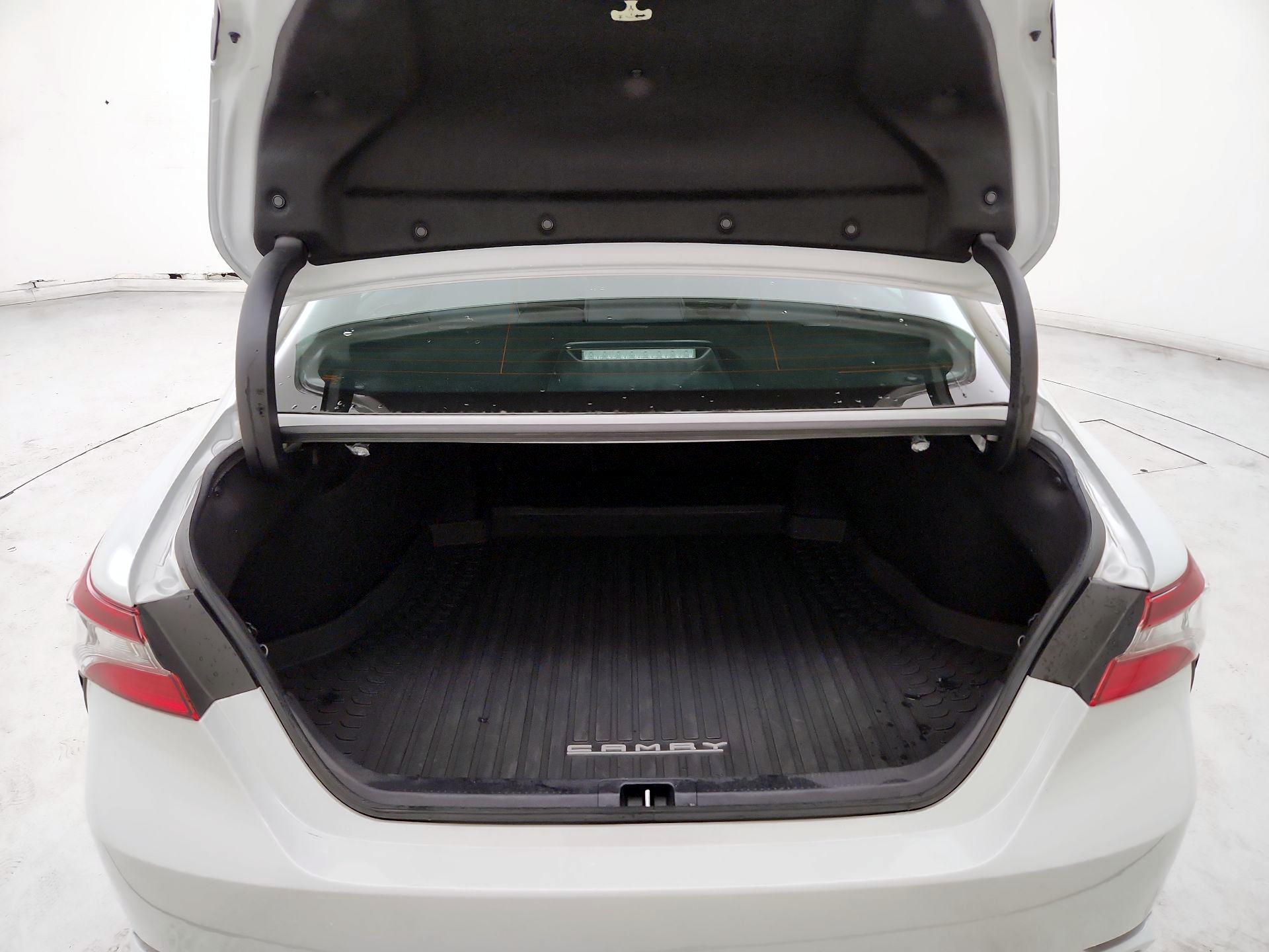 Thumbnail: 2023 Toyota Camry - 20