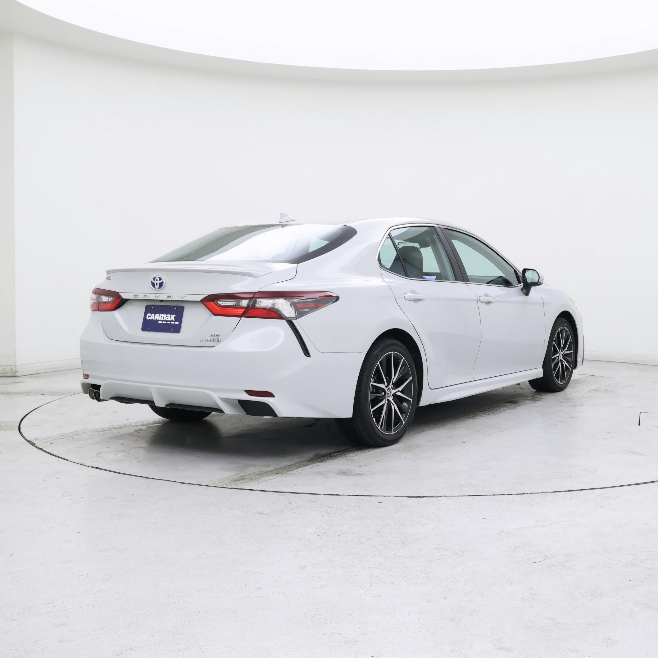 Thumbnail: 2023 Toyota Camry - 8