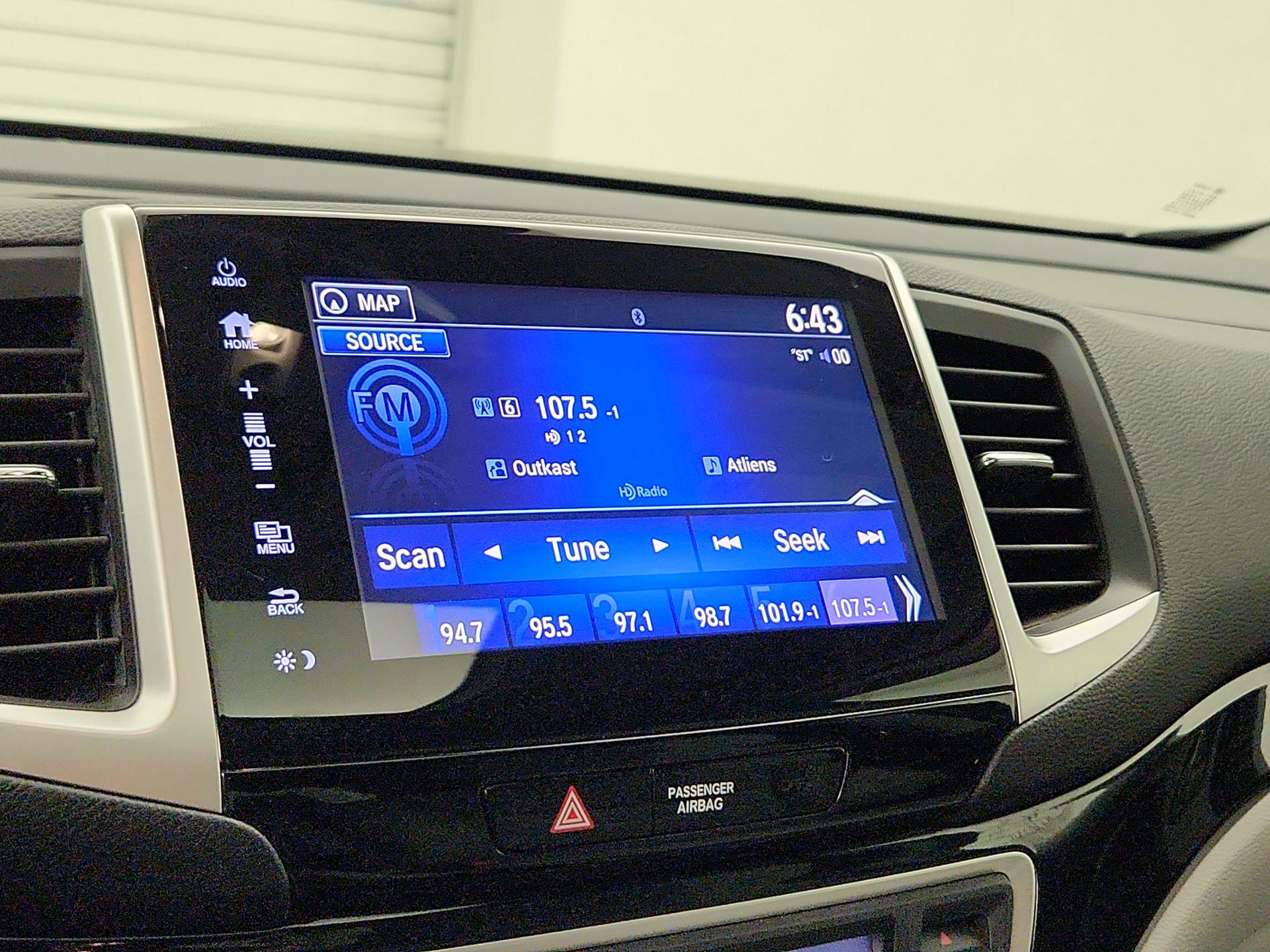 Thumbnail: 2019 Honda Ridgeline - 16